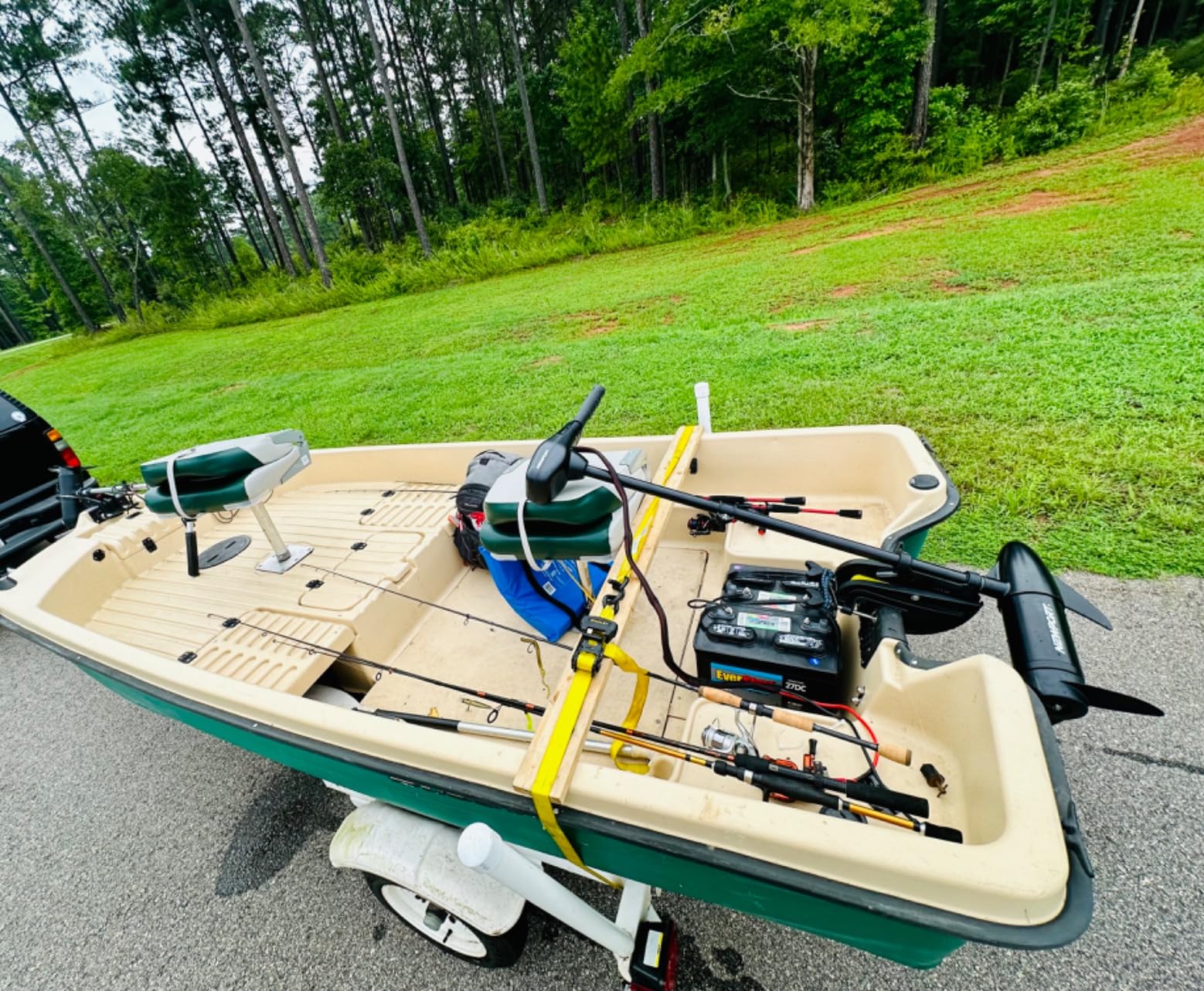 Newport NV-Series Thrust Saltwater Transom Mounted Trolling Electric Trolling Motor w/LED Battery Indicator customer photo 1