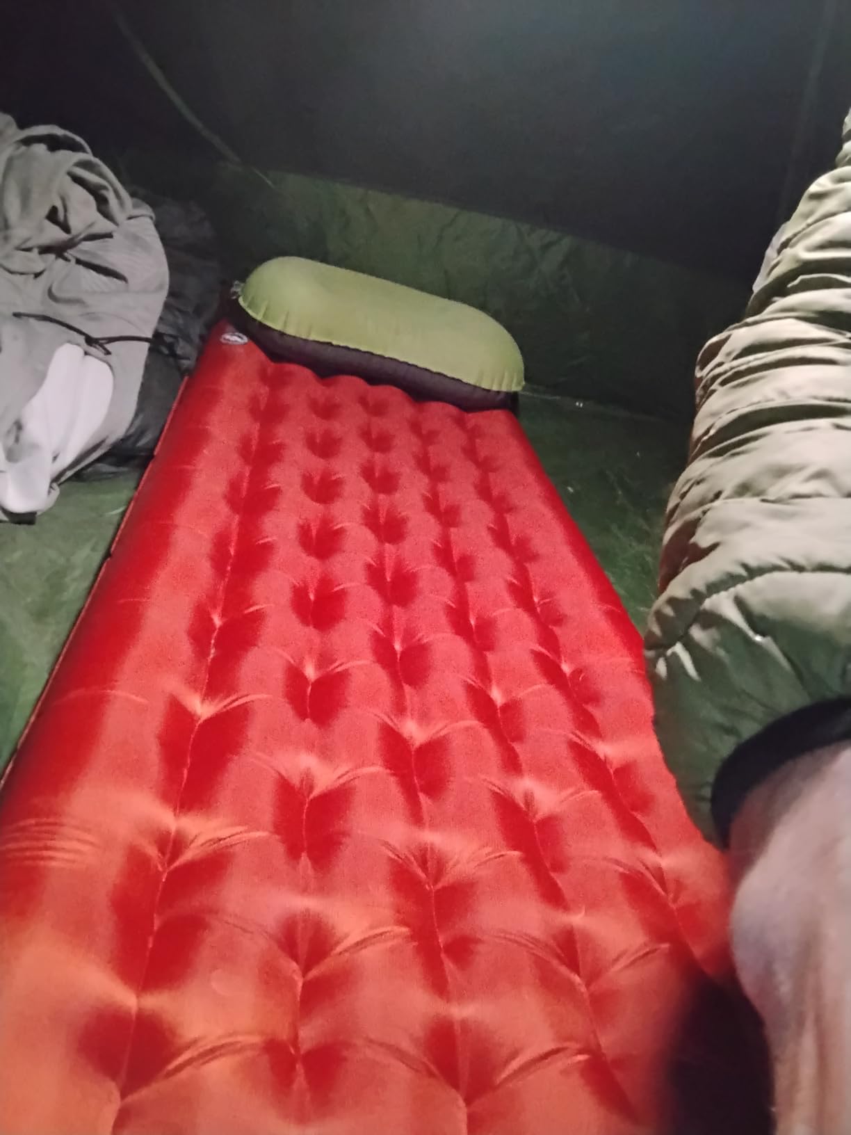 Big Agnes Rapide SL - Insulated Sleeping Pad, Ultralight, All Season Compact Backpacking and Hiking, Pumphouse Sack Included, Orange, 20x72 Regular customer photo 2