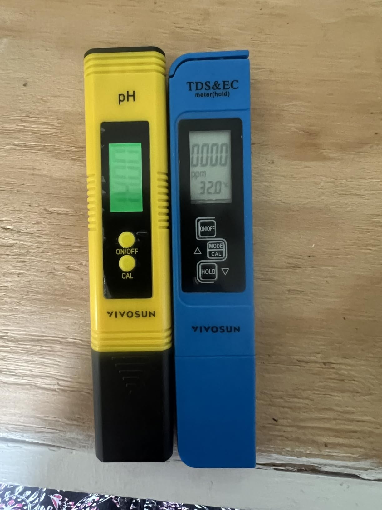 VIVOSUN Digital pH Meter, 0.01pH High Accuracy Pen Type pH Tester for Hydroponics, Household Drinking, Pool and Aquarium, Yellow, UL Certified customer photo 2