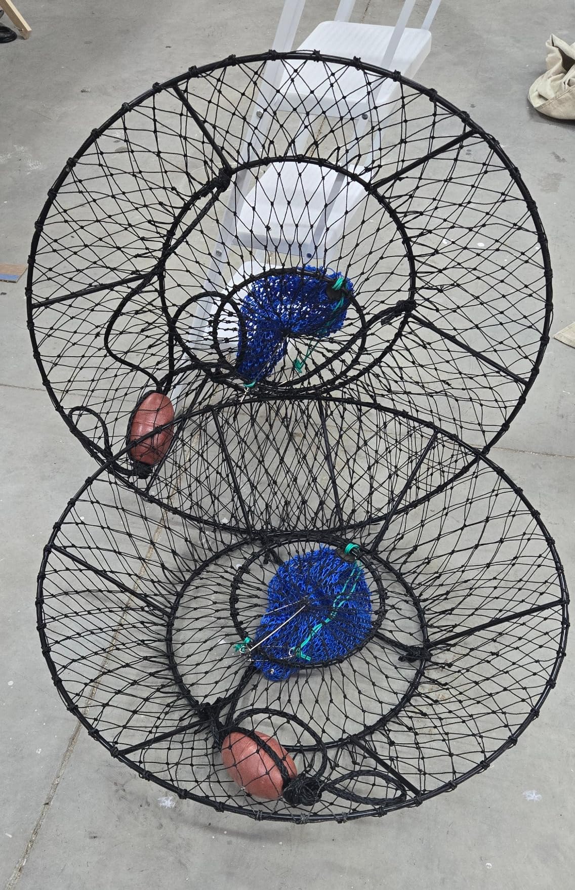 QualyQualy Crab Ring Trap Hoop Net 1/2-Pack, Heavy Duty Saltwater Crab Nets for Crabbing Lobster, Dungeness and Blue Crabs, Folded Crab Cage Pots Kit with Buoy, Bait Bag, Rope and Gloves customer photo 2