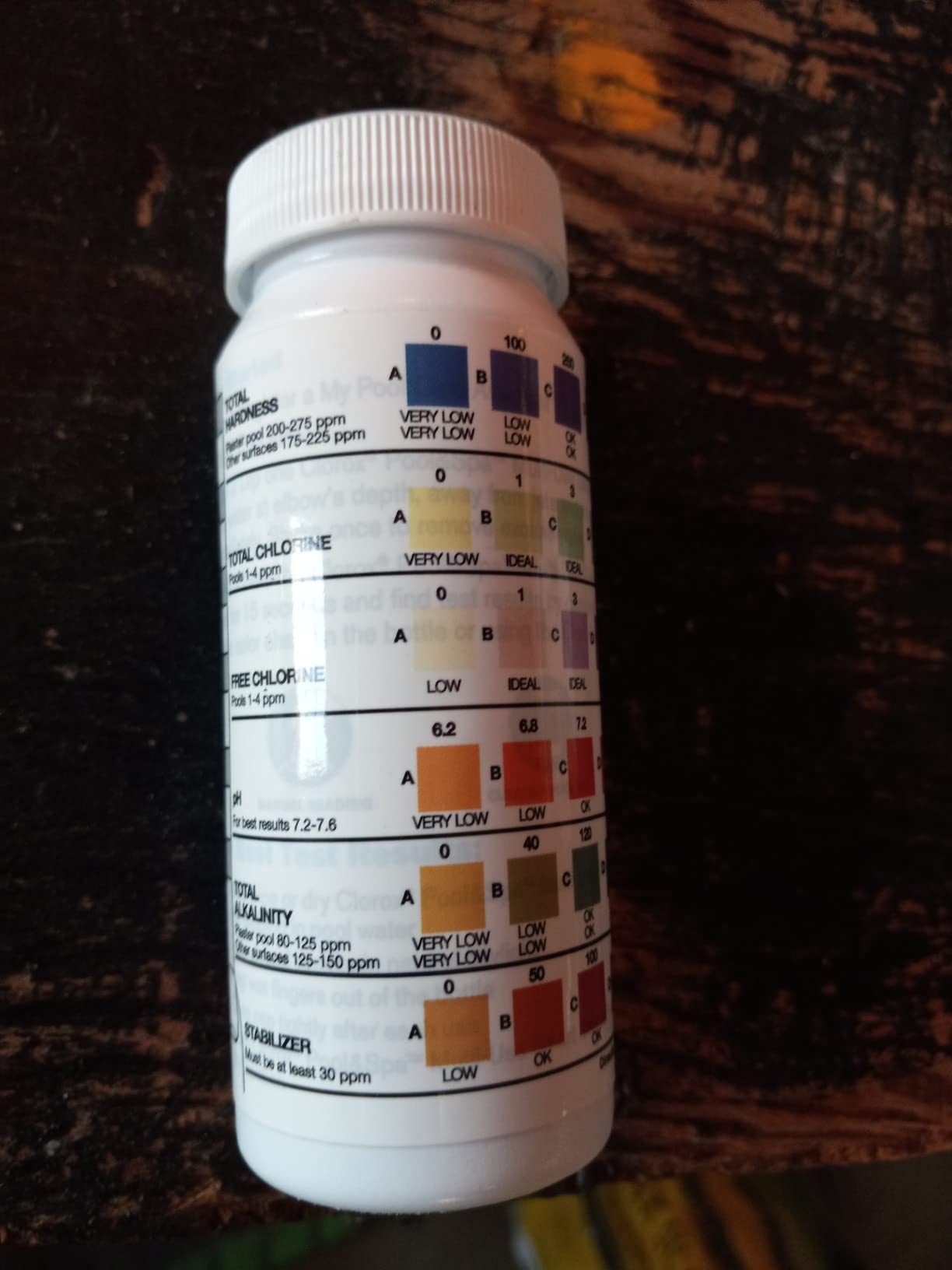 API POND 5 IN 1 POND TEST STRIPS Pond Water Test Strips 25-Count customer photo 2