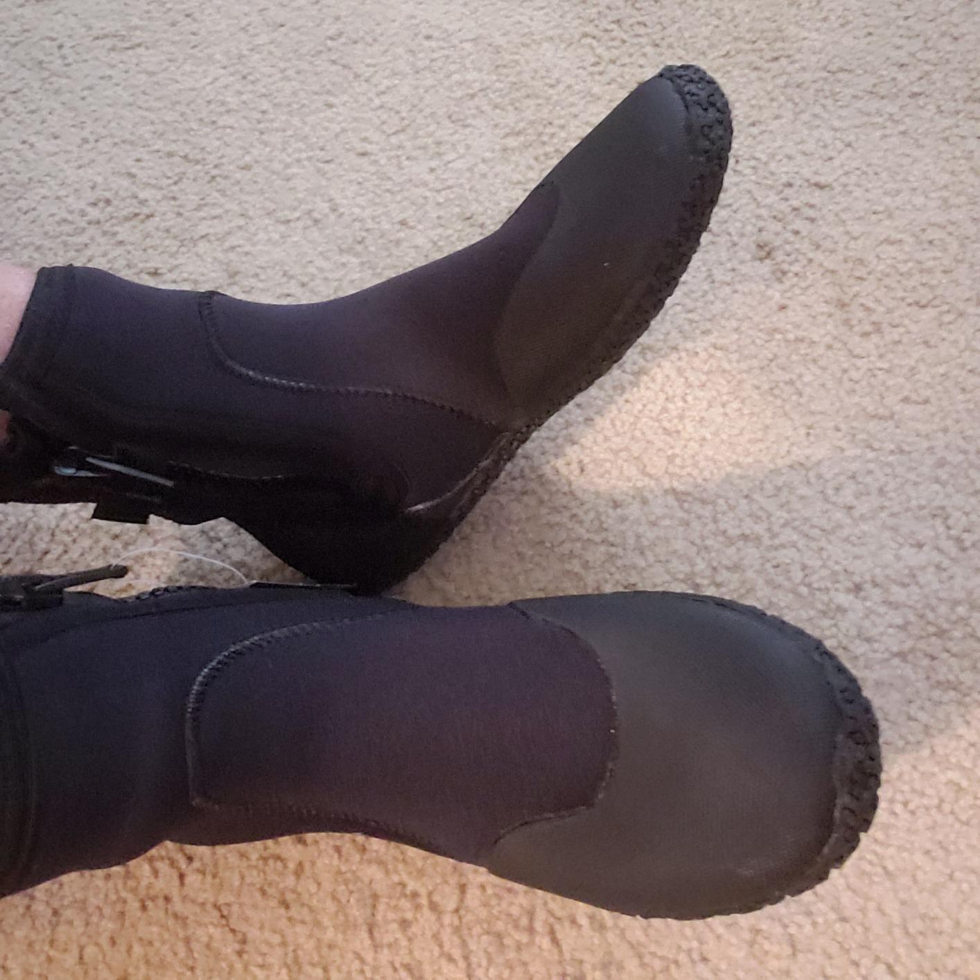 Neosport 3mm Hi-Top Zipper Dive Boot customer photo 1