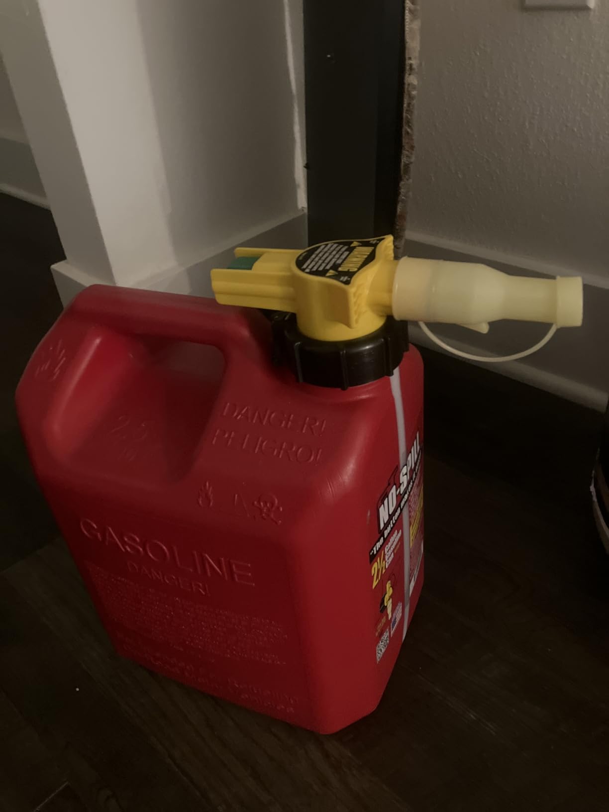 No Spill 1405 2.5 Gallon Gasoline Gas Can customer photo 1