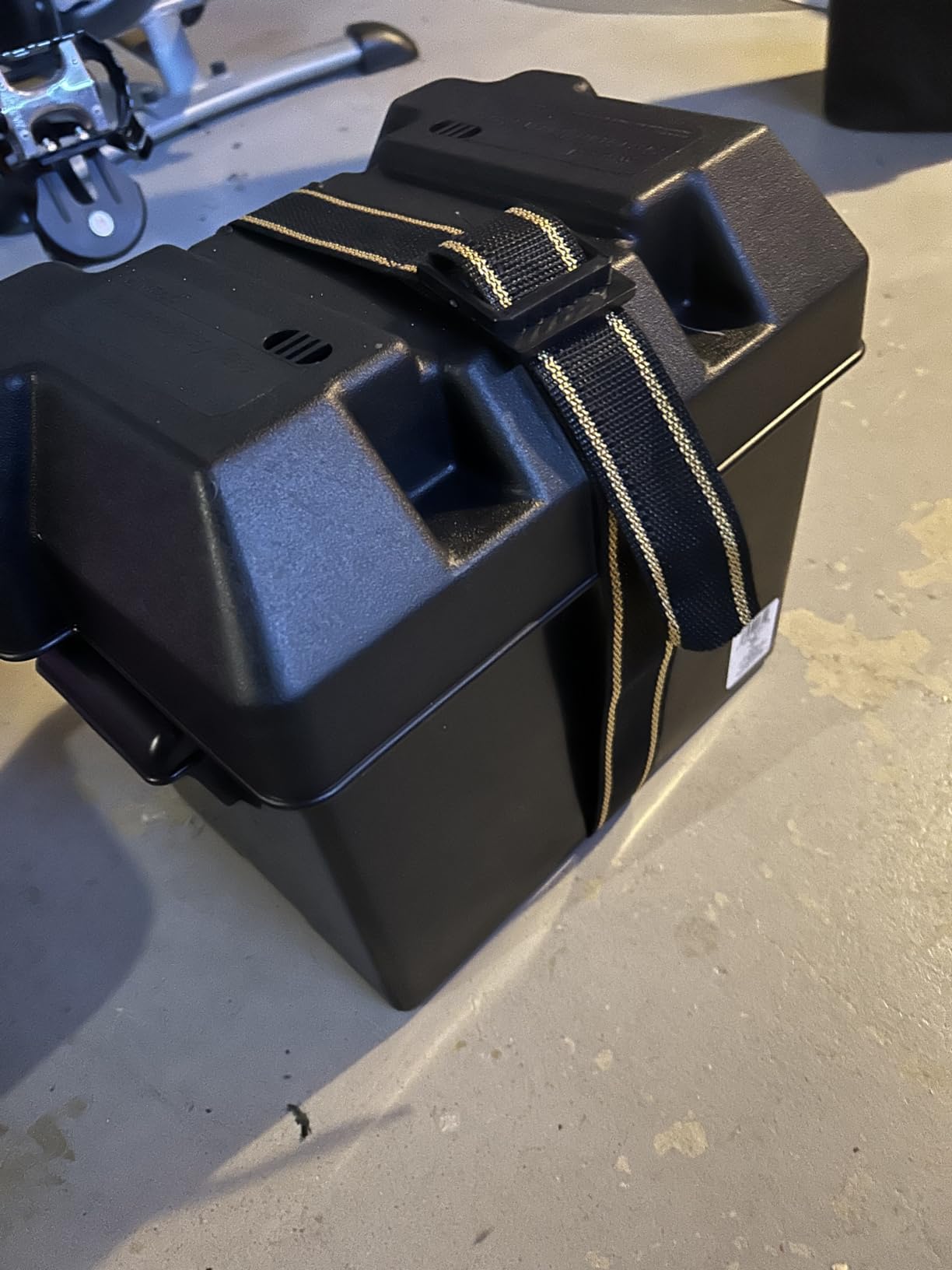 Attwood Group 24 Vented Marine Battery Box | Protects Group 24 batteries with secure vented marine-grade storage customer photo 1