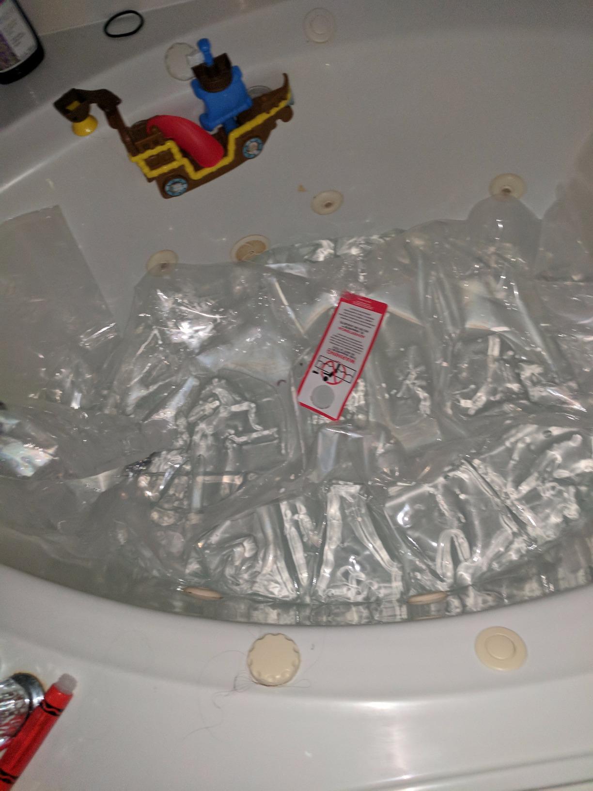 Bathtub Emergency Water Storage Bladder Up To 100 Gallon Capacity - Food Grade Liner with Hand Pump for Hurricane and Disaster Preparedness - BPA Free Drinking Water Container customer photo 1