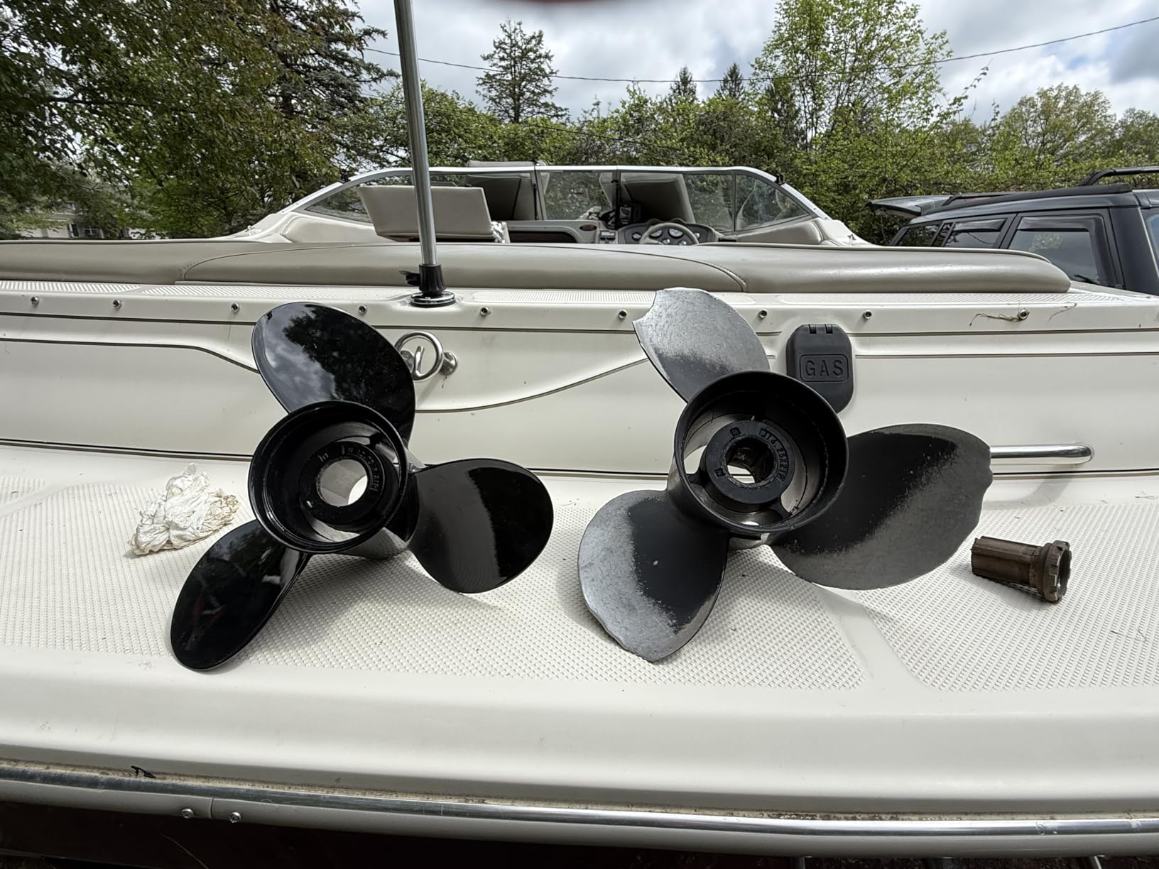 Quicksilver Black Diamond 3-Blade Aluminum Propeller for Mercury and MerCruiser Engines customer photo 2