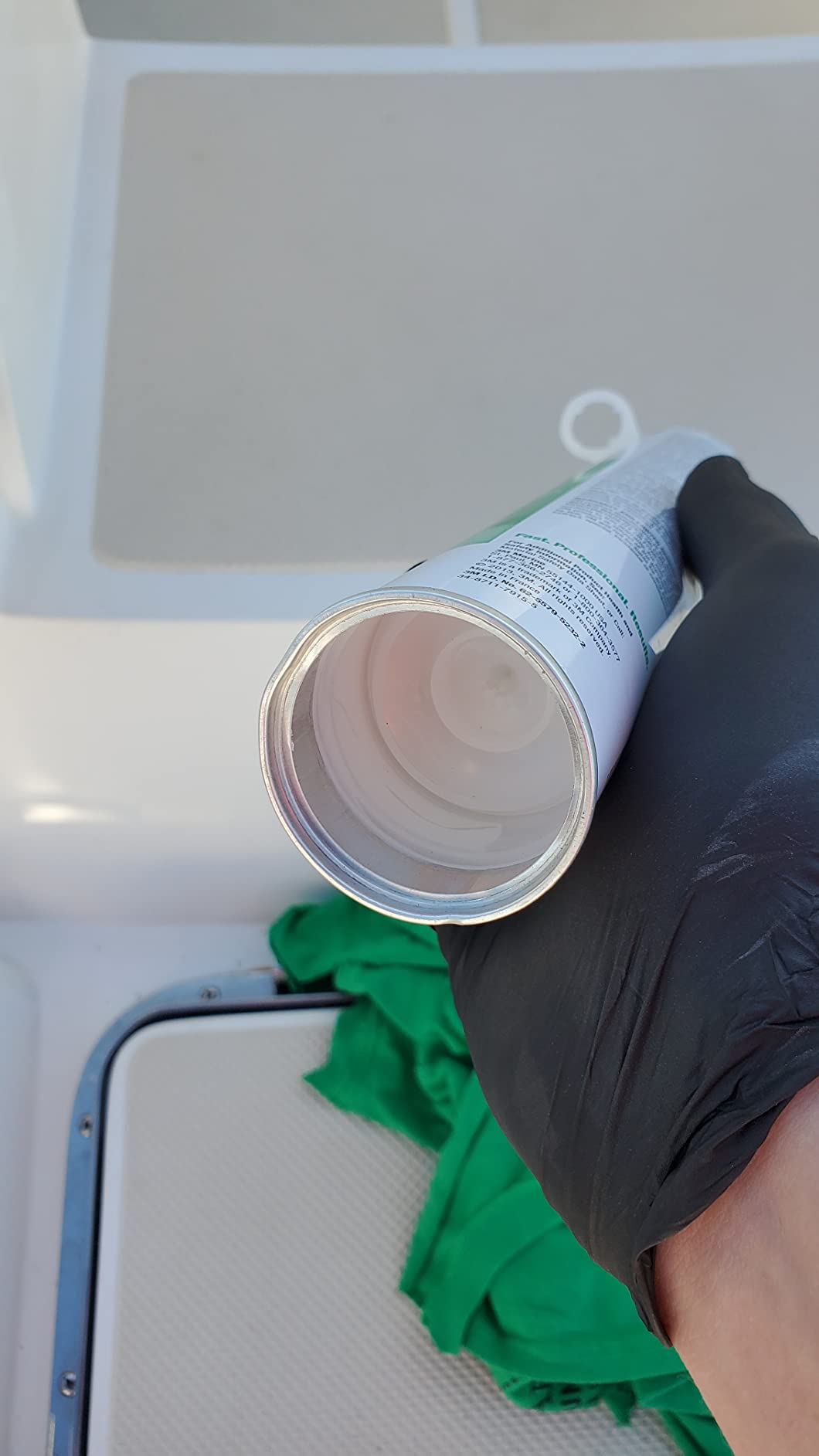 3M Marine Adhesive Sealant Fast Cure 4200 (06560) - Semi-Permanent Flexible Adhesive Sealant for Boats and RVs, White, Flexible Bonds, Underwater-Safe, 295 mL Cartridge customer photo 1