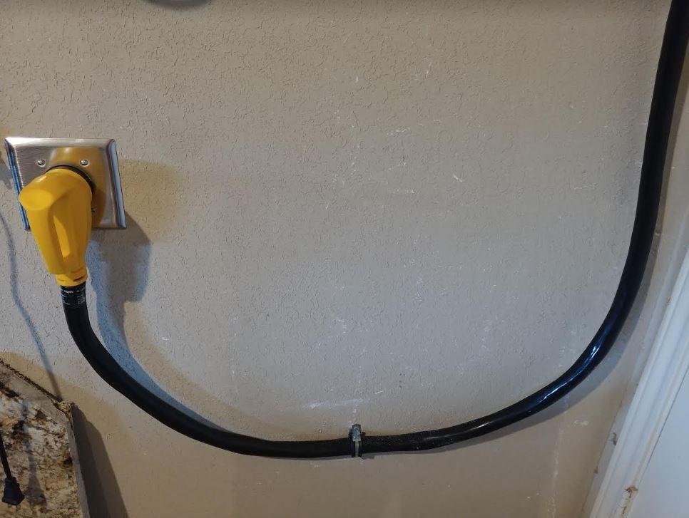 Camco Power Grip 30-Ft 50-Amp Camper/RV Extension Cord - Features Copper 6/3 + 8/1-Gauge Wires for Superior Conductivity - Rated for 125/250 V/12,500 W - Coated w/Heat-Resilient PVC (55195) customer photo 1