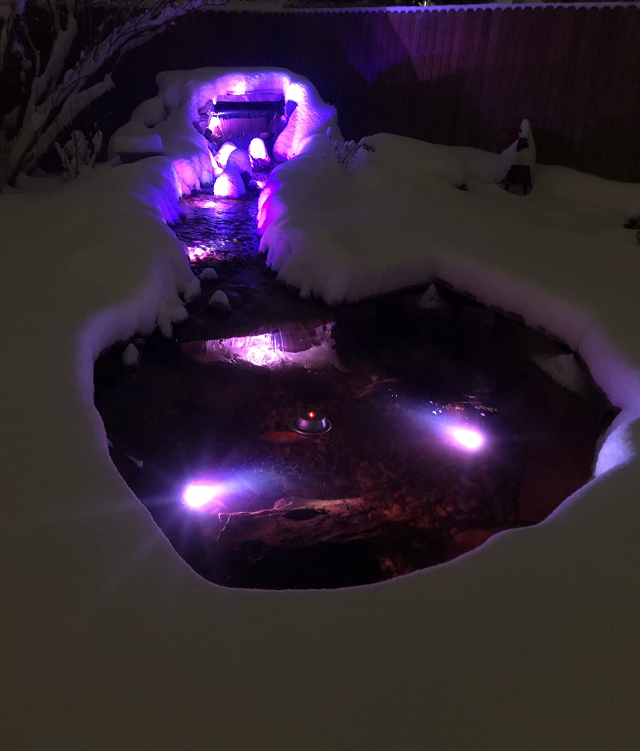 Aquascape Pond Heater Winter De-icer for Pond Water Feature Garden, 300 Watt, 22 ft cord, 39000 customer photo 1