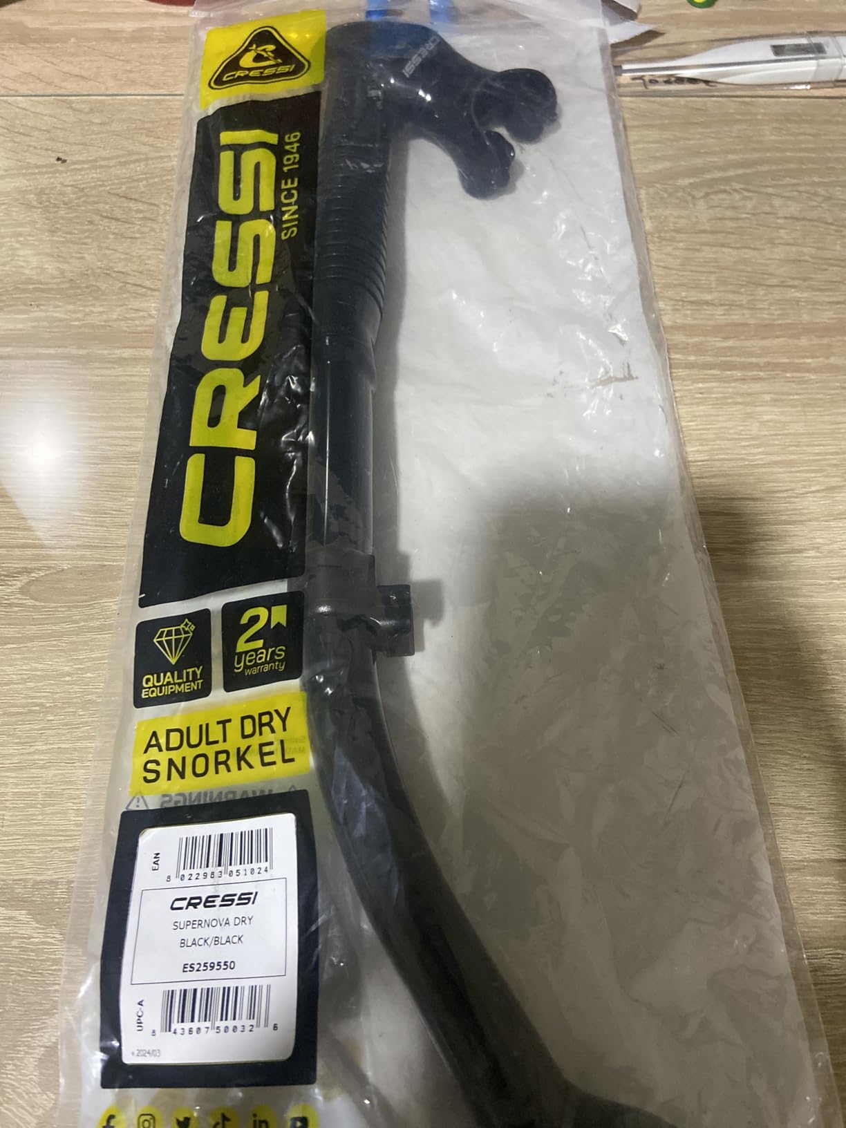 Cressi Adult Diving Dry Snorkel with Splash Guard and Top Valve - Supernova Dry: Designed in Italy customer photo 2