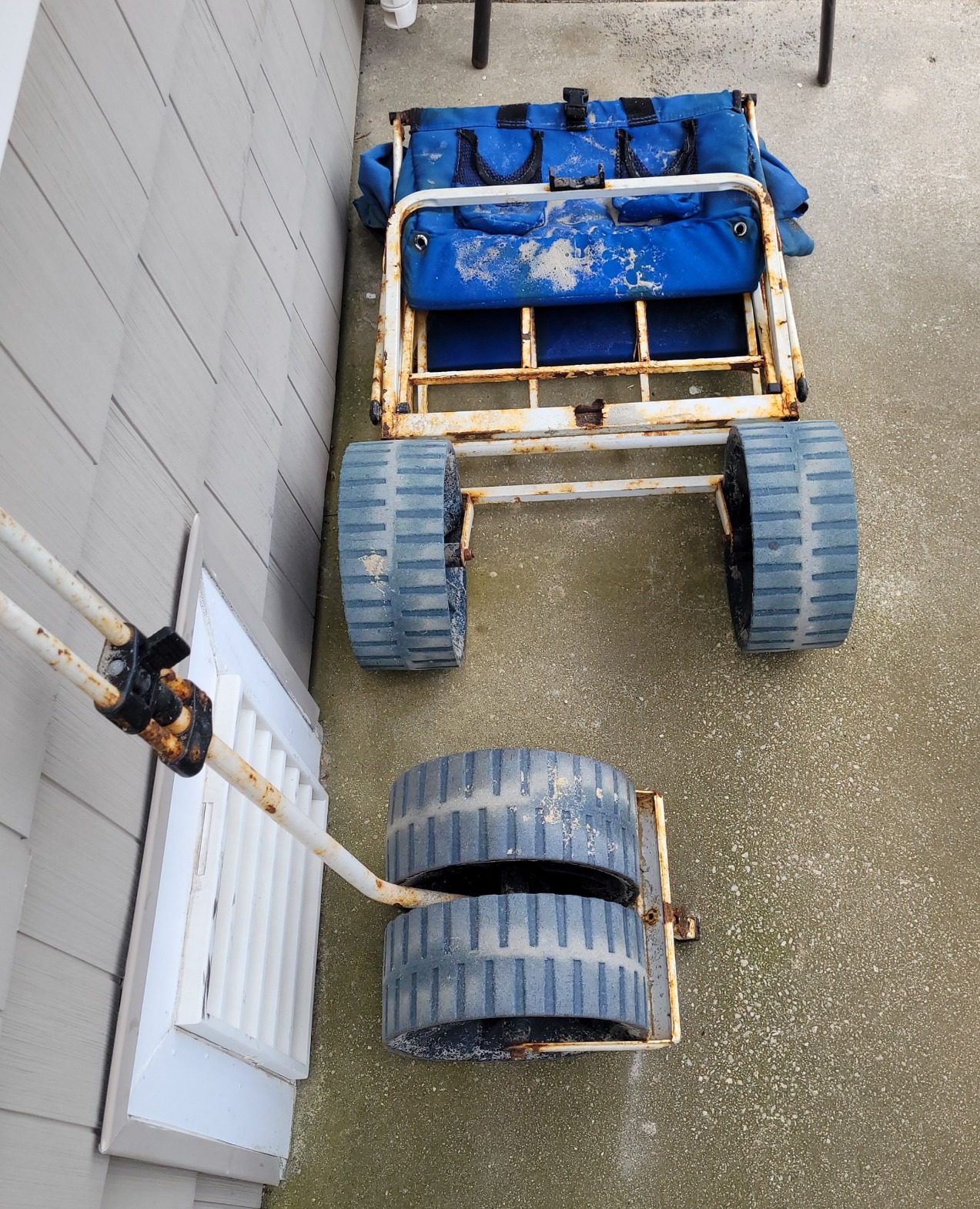 Mac Sports Heavy Duty Collapsible Folding All Terrain Utility Beach Wagon Cart, Blue/White customer photo 1