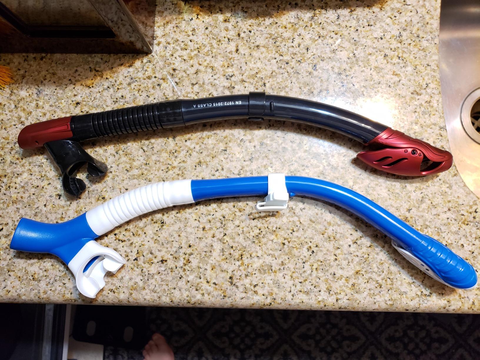 SCUBAPRO Spectra Dry Snorkel with Purge Valve, Flexible Lower Corrugated Tube, Regulator-Style Mouthpiece and Quick-Connect Clip customer photo 1