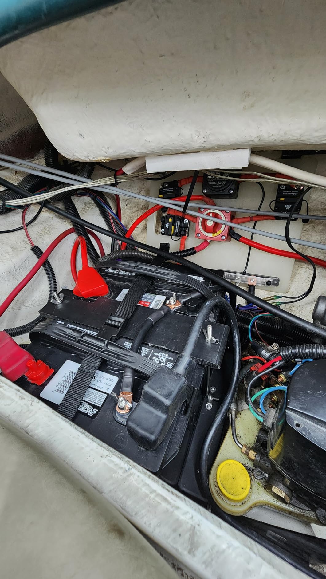 Blue Sea Systems Mini Add-A-Battery Kit 65A Dual Circuit Battery Management System, 7649 customer photo 1