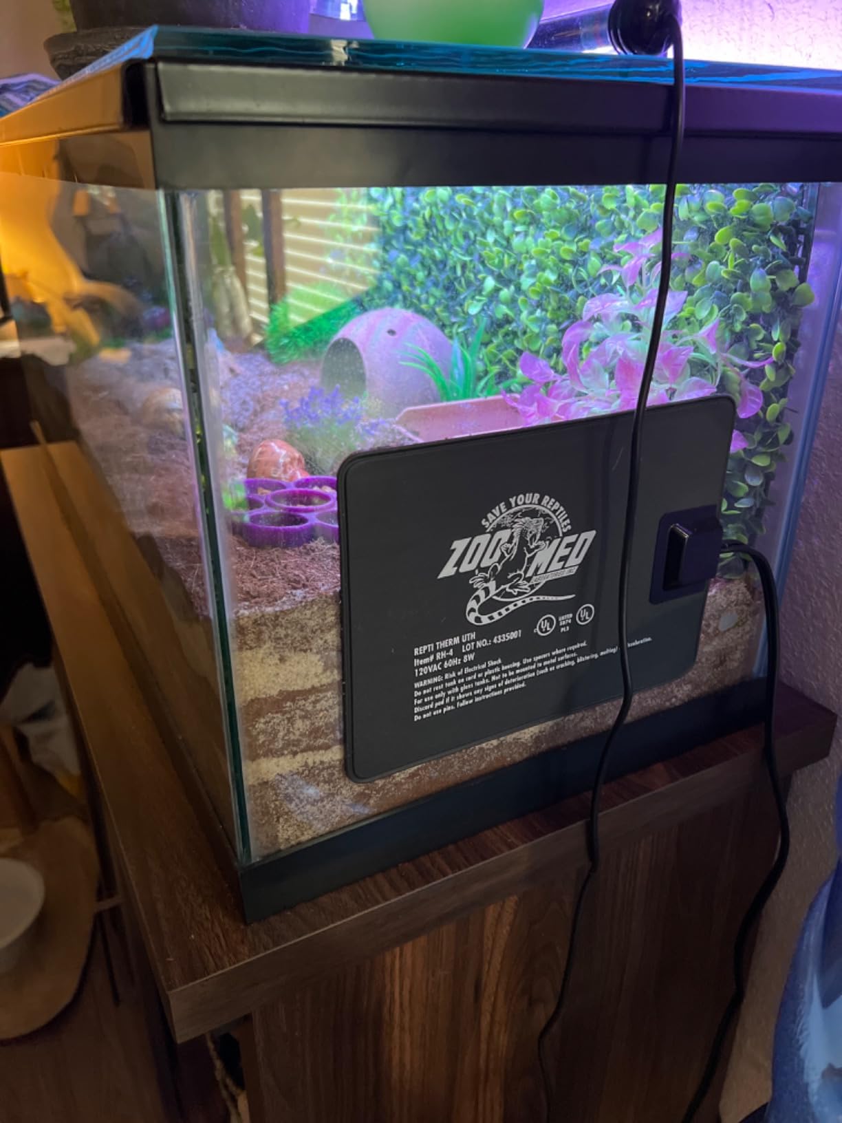 Zoo Med Reptitherm Undertank Heater 10-20 Gal 6x8 customer photo 1