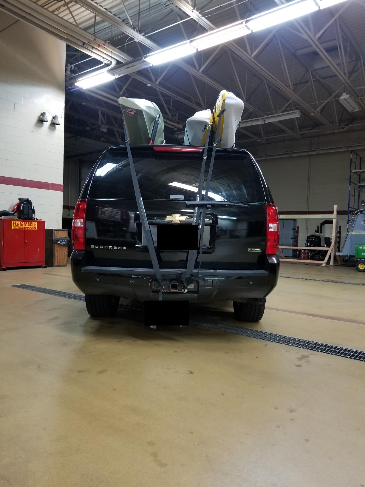 Yakima JayLow J-Cradle Rooftop Kayak Mount for 1 or 2 Kayaks - Car Roof Rack Carrier for Round, Square, Factory or Aerodynamic Crossbars, Holds 1 Boat Up to 100lbs or 2 Boats Up to 130lbs Total customer photo 2