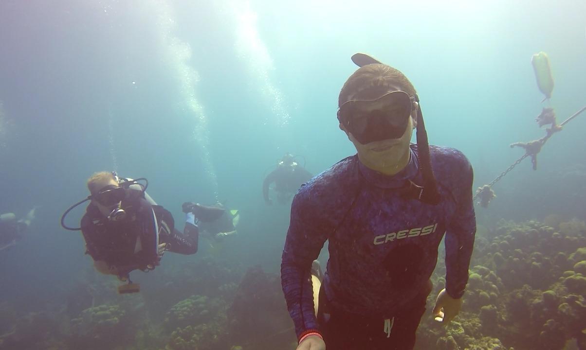 Cressi Camouflage Rash Guard for Scuba Diving Videomakers and Spearfishing - Crew-Neck customer photo 1