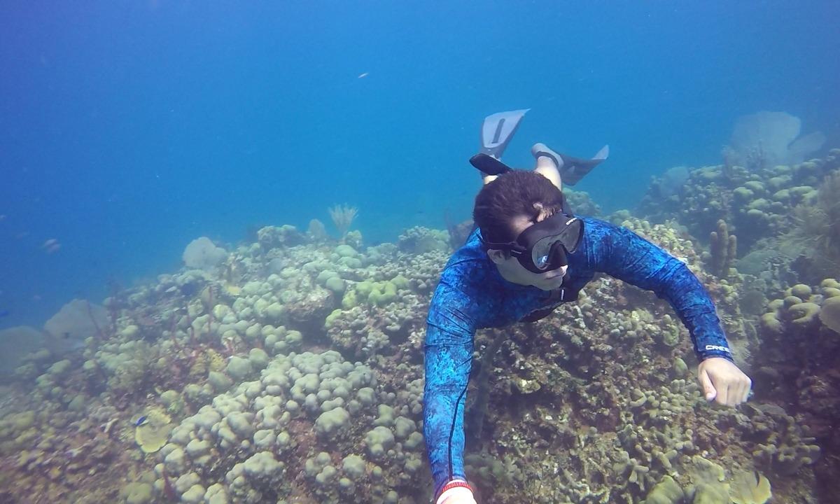 Cressi Camouflage Rash Guard for Scuba Diving Videomakers and Spearfishing - Crew-Neck customer photo 2