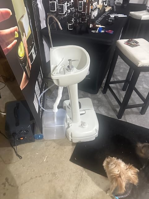SereneLife Portable Hand Washing Station, 100+ Hand Washes, Hands-Free Foot Pump, Soap Dispenser, and Drain Hose, Ideal for Outdoor Events, Camping, Boating and Worksites customer photo 1