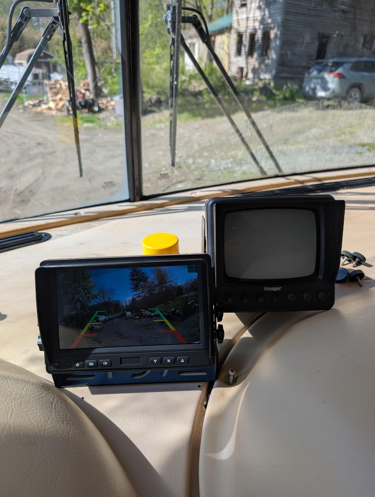 Yakry RV Backup Camera Plug and Play - No Delays 7 Inch HD 1080P Rear View Camera with IR Night Vision 2 Channels - Waterproof Reverse Camera for Truck Trailer Camper Tractor Y14 customer photo 2