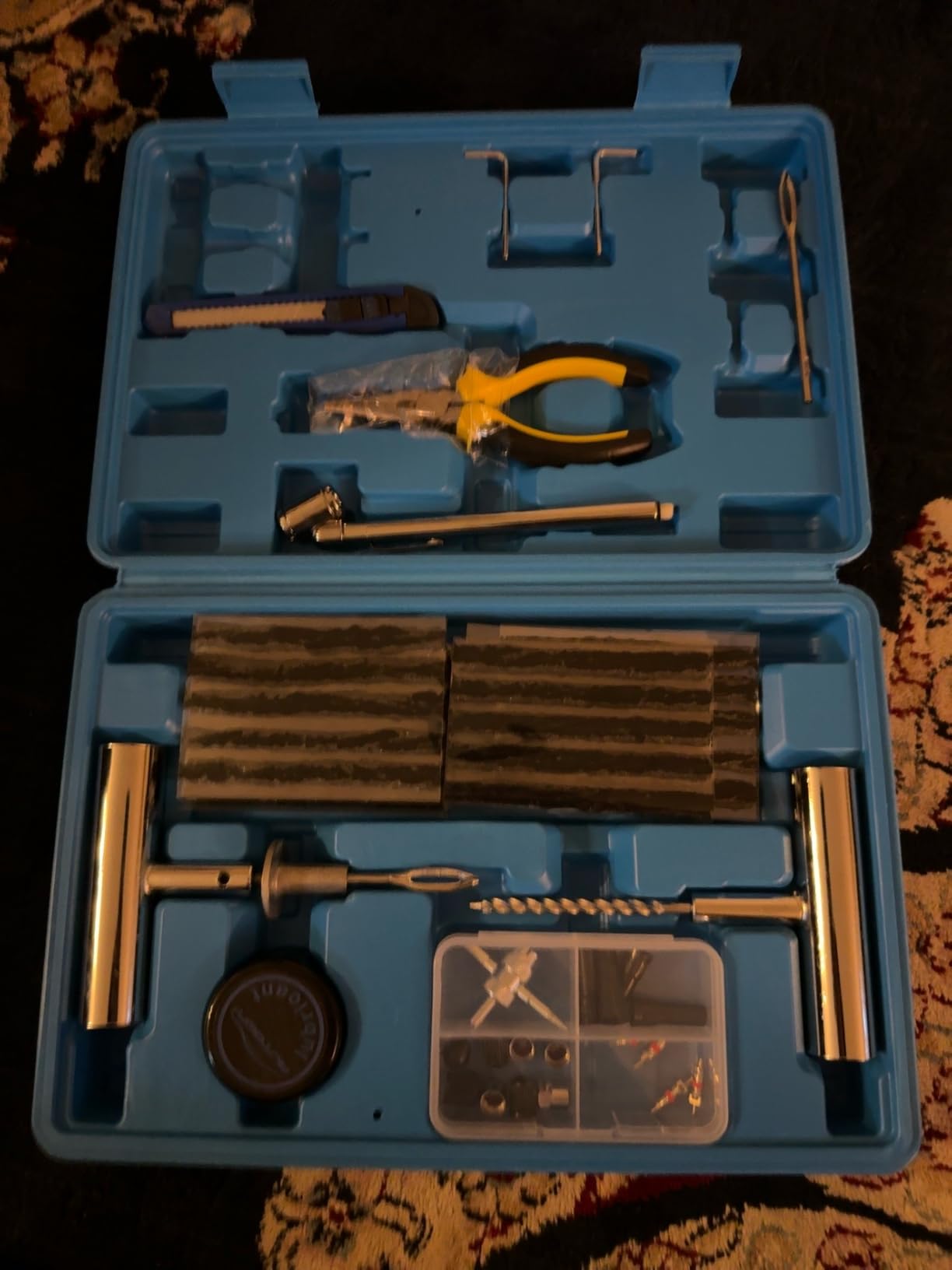 AUTOWN Tire Repair Kit - 68pcs Heavy Duty Tire Plug Kit, Universal Tire Repair Tools to Fix Punctures and Plug Flats Patch Kit for car Motorcycle, Truck, ARB,ATV, Tractor, RV, SUV, Trailer customer photo 2