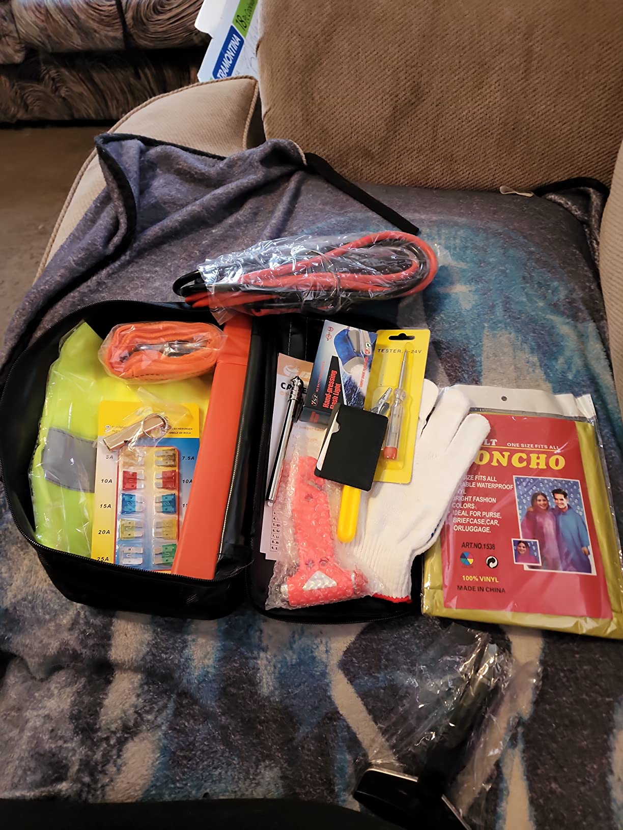 Car Roadside Emergency Kit, Auto Vehicle Truck Safety Emergency Road Side Assistance Kits with Jumper Cables, Safety Hammer, Reflective Warning Triangle, Tire Pressure Gauge, Tow Rope customer photo 1