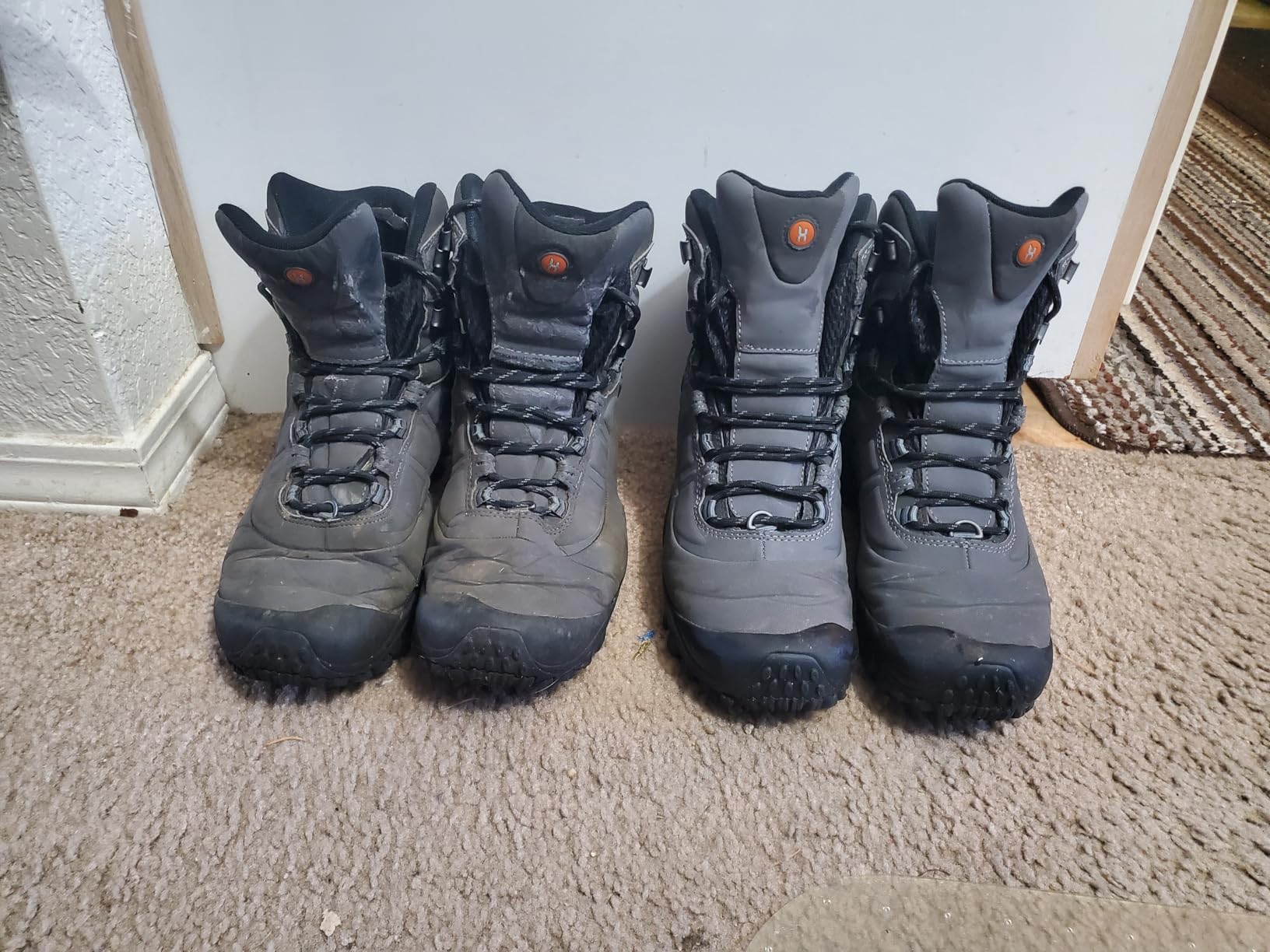 Columbia Men's Thermator Mid-Rise Lightweight Hiking Insulated Non-Slip Outdoor Boots customer photo 1