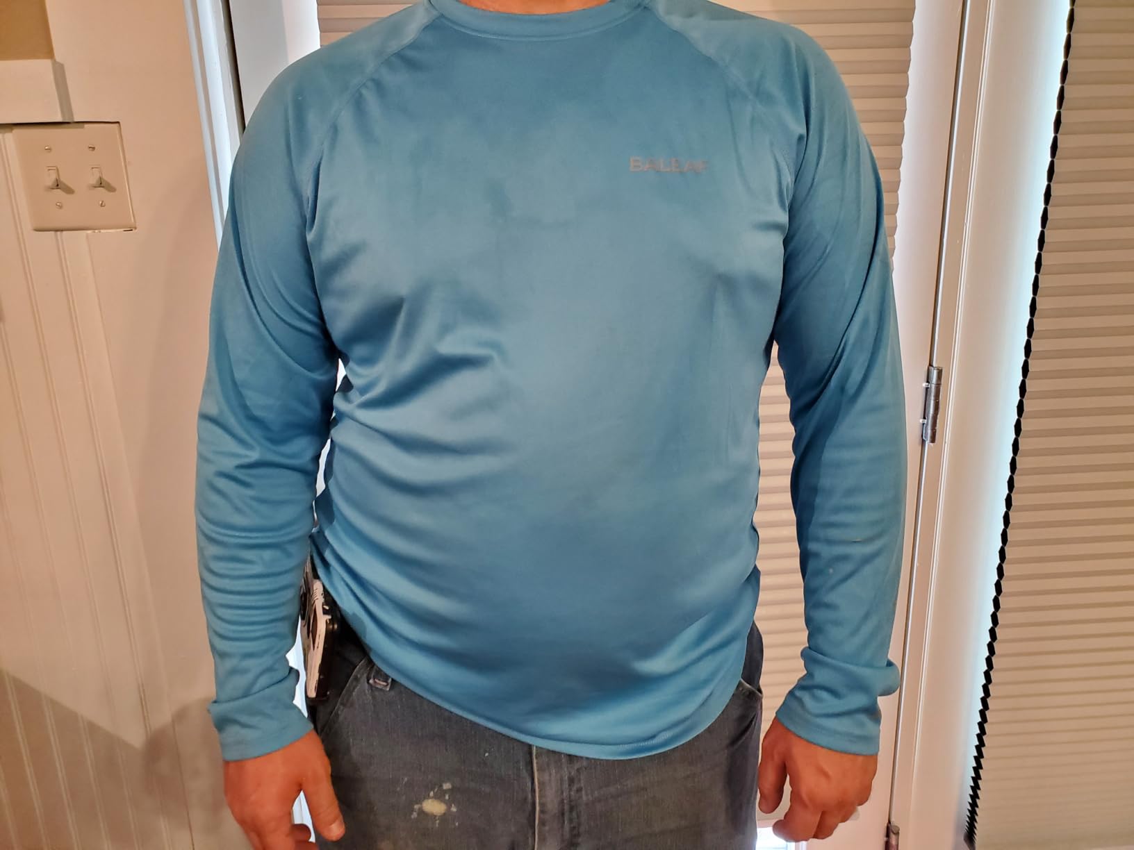 baleaf Mens UPF 50+ Sun Protection Shirts Long Sleeve Rash Guard, Quick Dry 4-Way Stretch for Fishing Swimming Surfing customer photo 2