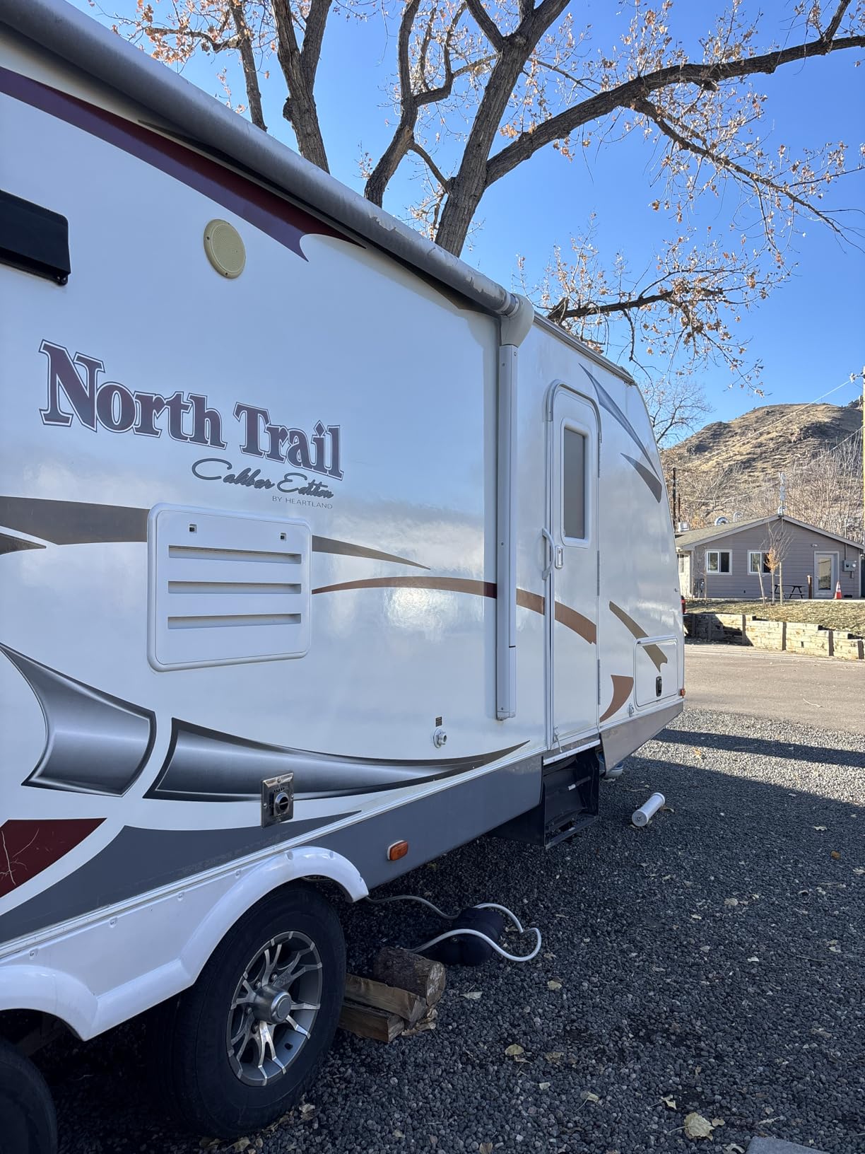Deluxe Boat & RV Restoration Kit-Removes Oxidation, Seals & Protects-Restores High-Gloss Shine to Fiberglass & Gelcoat-New Liquid or Classic Powder Poli Ox-Easy, Long-Lasting 6-in-1 System customer photo 1