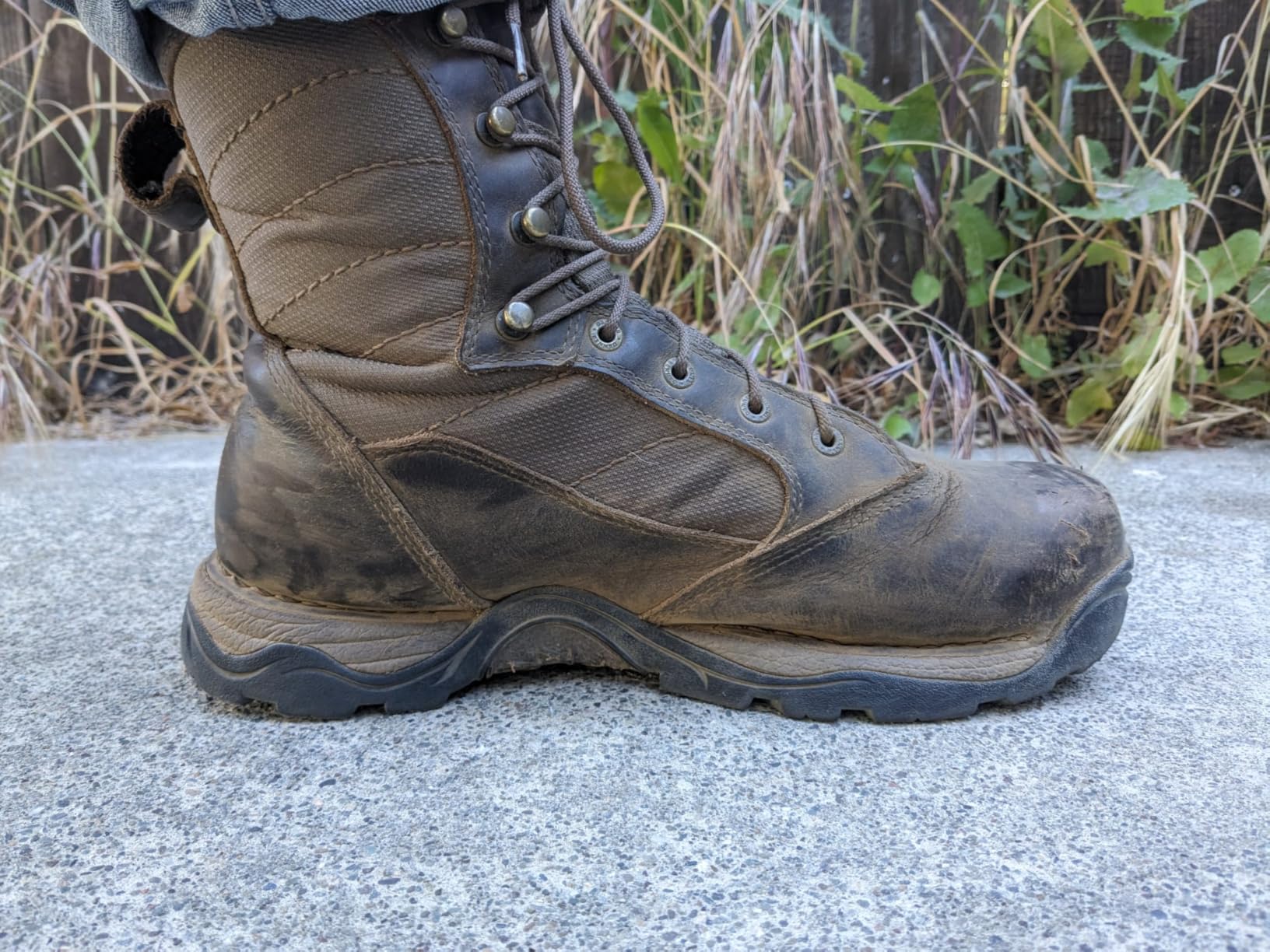 Danner Pronghorn 8