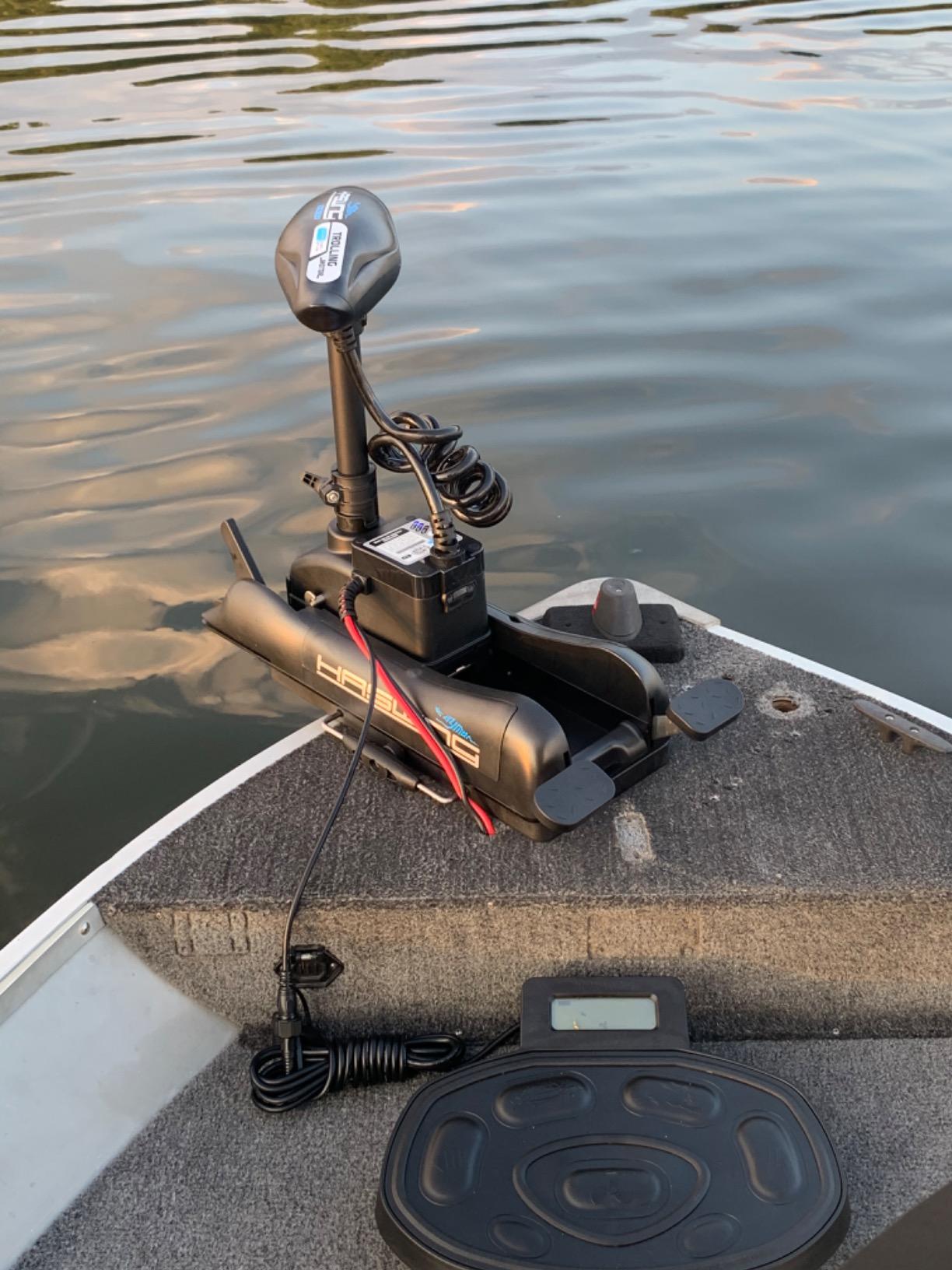 Black Haswing Cayman 12V 55lbs 48 inch Bow Mount Electric Trolling Motor, Variable Speed, with Foot Control/Quick Release Bracket for Bass Fishing Boats Freshwater/Saltwater customer photo 1