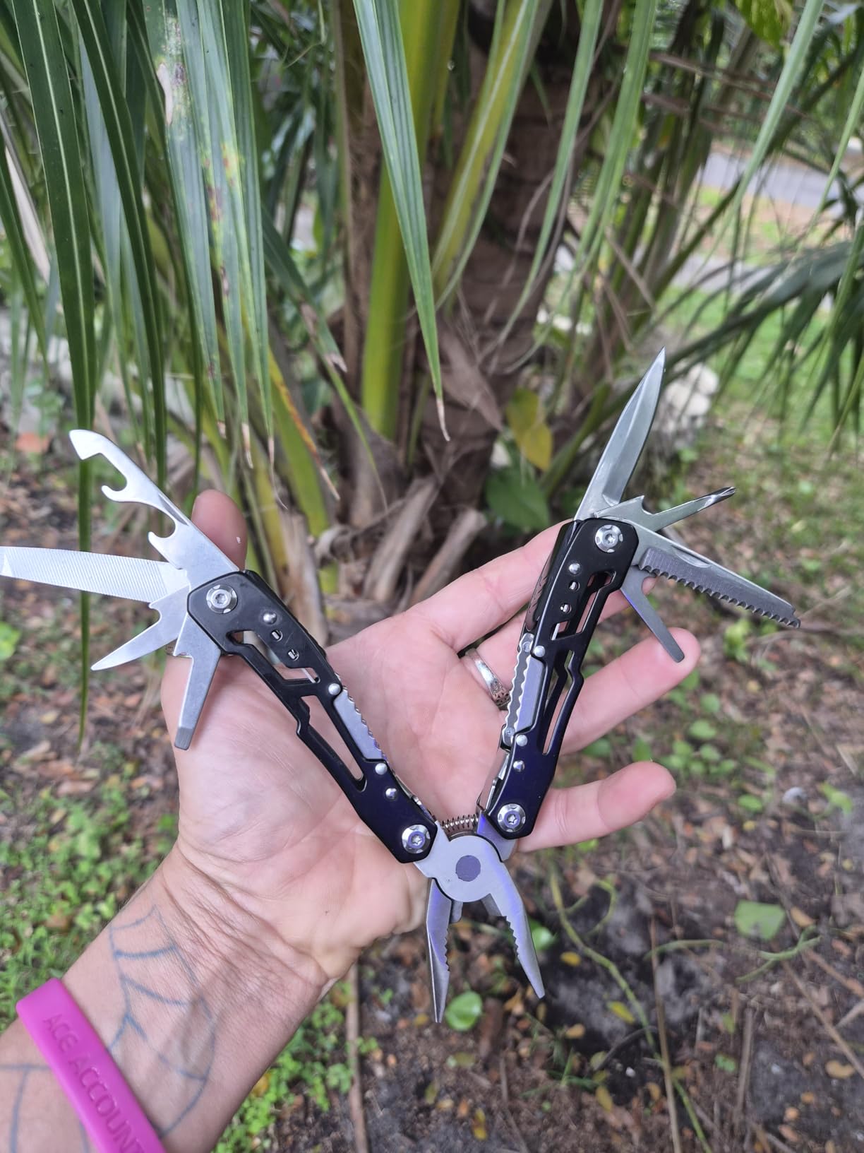 14-In-1 Multitool with Safety Locking, Professional Stainless Steel Multitool Pliers Pocket Knife, Bottle Opener, Screwdriver with Nylon Sheath customer photo 1