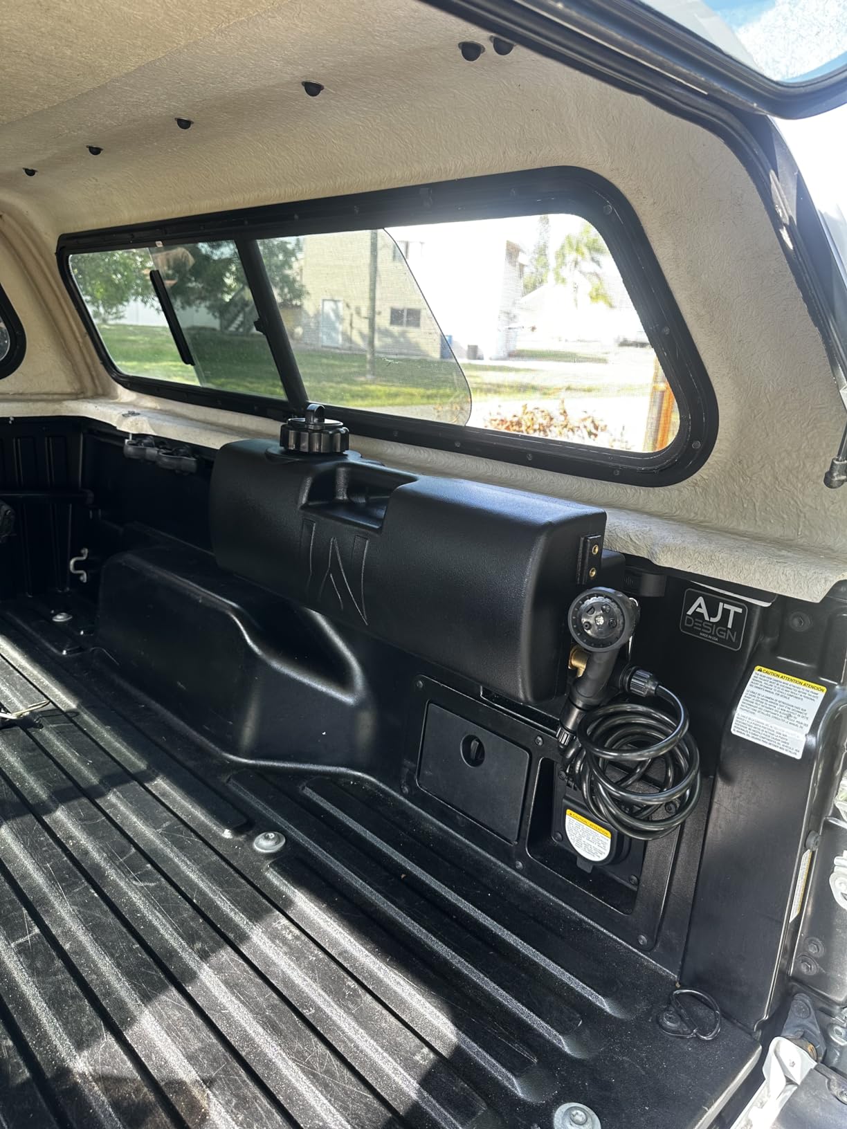 WaterPORT 4.0 Gallon Self-Pressurized Water Tank for Camping Showers, Bumper Mount or Bed Mount Vehicle Water Storage for Trucks & Off Road Vehicles customer photo 1