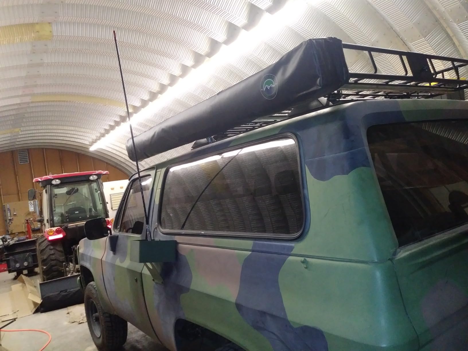 Overland Vehicle Systems 19519907 HD Nomadic 270 Degree Awning Driver Side | 129 Sq Ft of Coverage | Dark Gray Fabric with Travel Cover Included | Twist and Lock Technology | Weather-Resistant customer photo 2