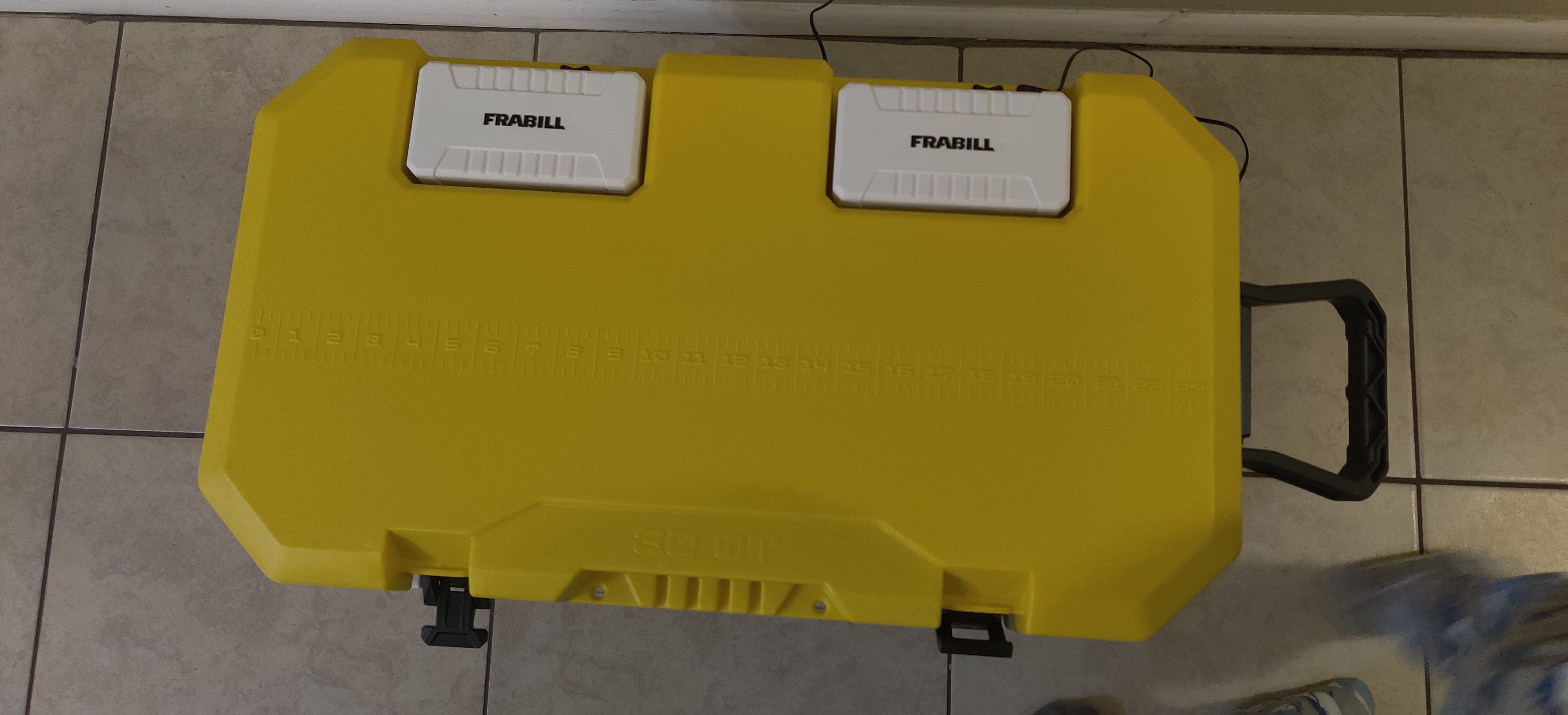 Frabill Magnum Bait Station 30 | 30 Quart Bait Cooler with Dual Aeration, White and Yellow customer photo 2
