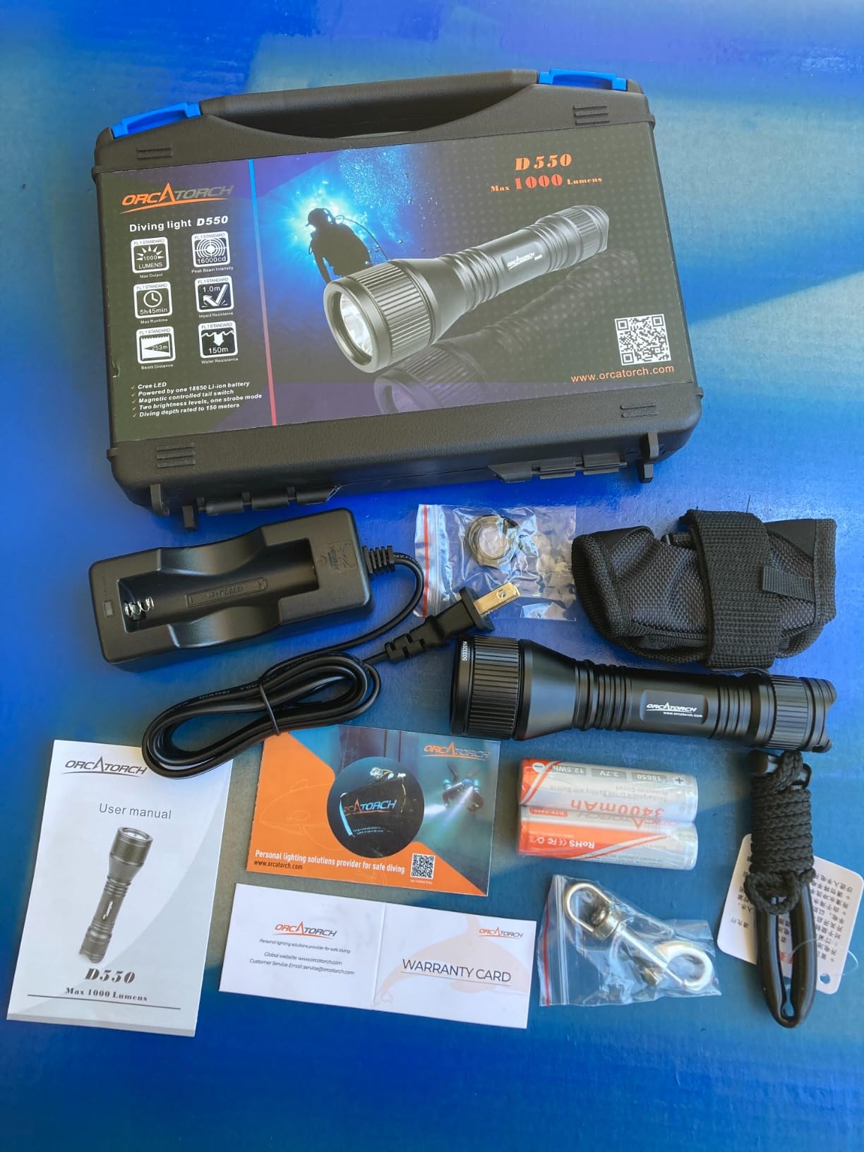 ORCATORCH D550 Hands-Free Dive Light with Wrist Strap & Bolt Snap | 1000 Lumens, 3 Modes High Med Strobe, Tail Switch, IP68 Waterproof, Hands-Free Backup Dive Light, for Night Diving customer photo 1