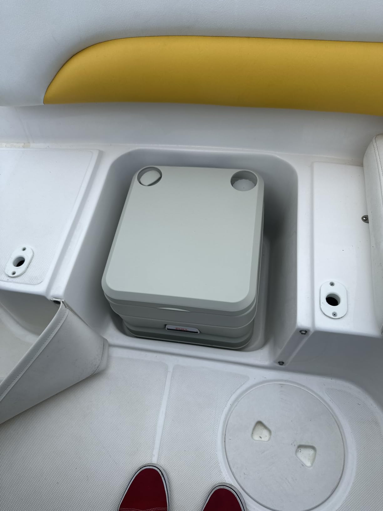 SEAFLO Premium Camping Portable Toilet - 5.8 Gallon Waste 3.43 Gall Fresh Tank (100 Flushes), 440 lbs Max Weight customer photo 1