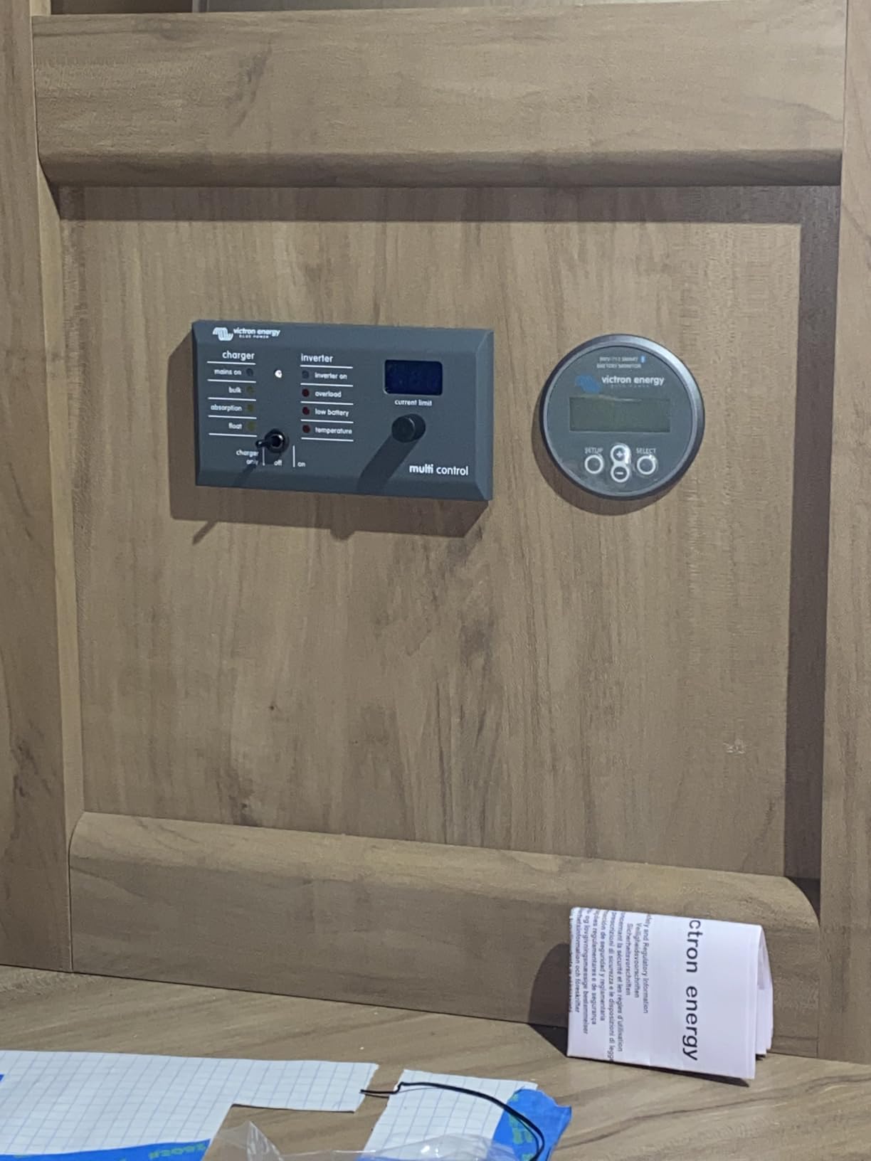 Victron Energy BMV-712 Smart Battery Monitor with Shunt - 6.5-70 VDC | Display and Bluetooth - Black customer photo 2