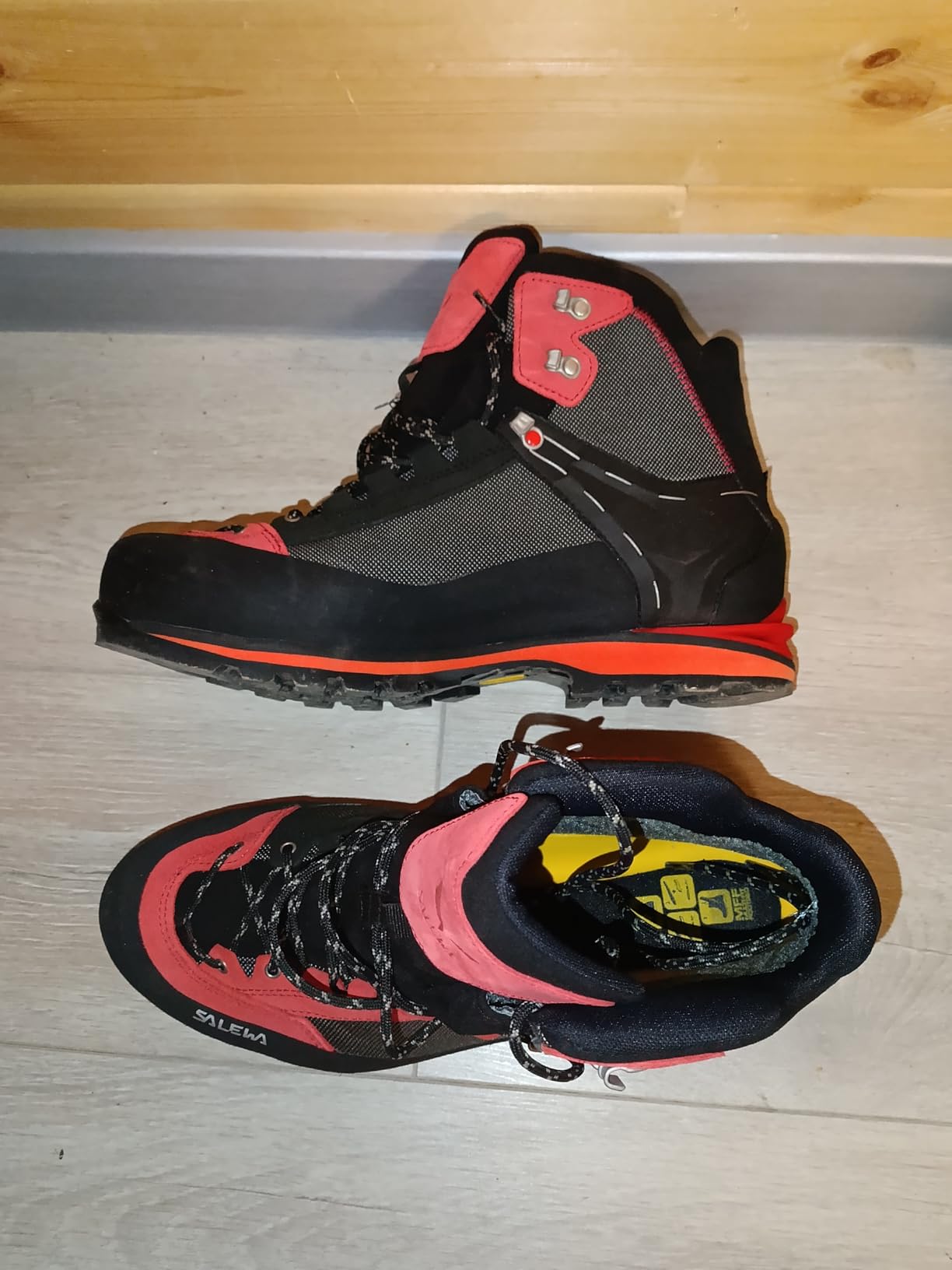 Salewa Men's Crow GTX Mountaineering Boots | Waterproof, for Trekking & Climbing customer photo 2