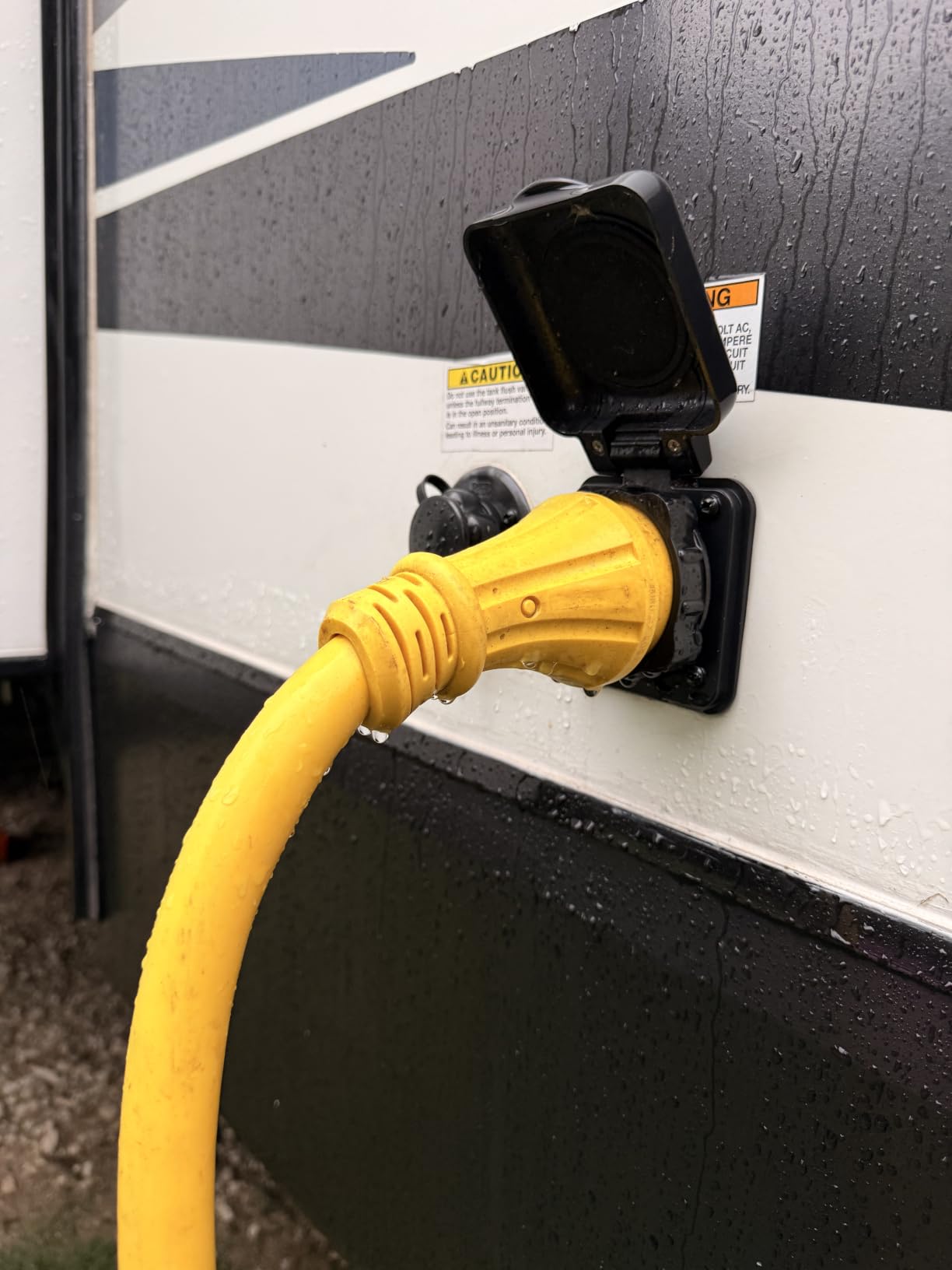 Kohree RV Power Extension Cord 30 Amp 25ft | 125V, 3750W, Twist Lock, with RV Adapter 15A to 30A, Heavy Duty Weatherproof, 10/3AWG STW, ETL Listed customer photo 1