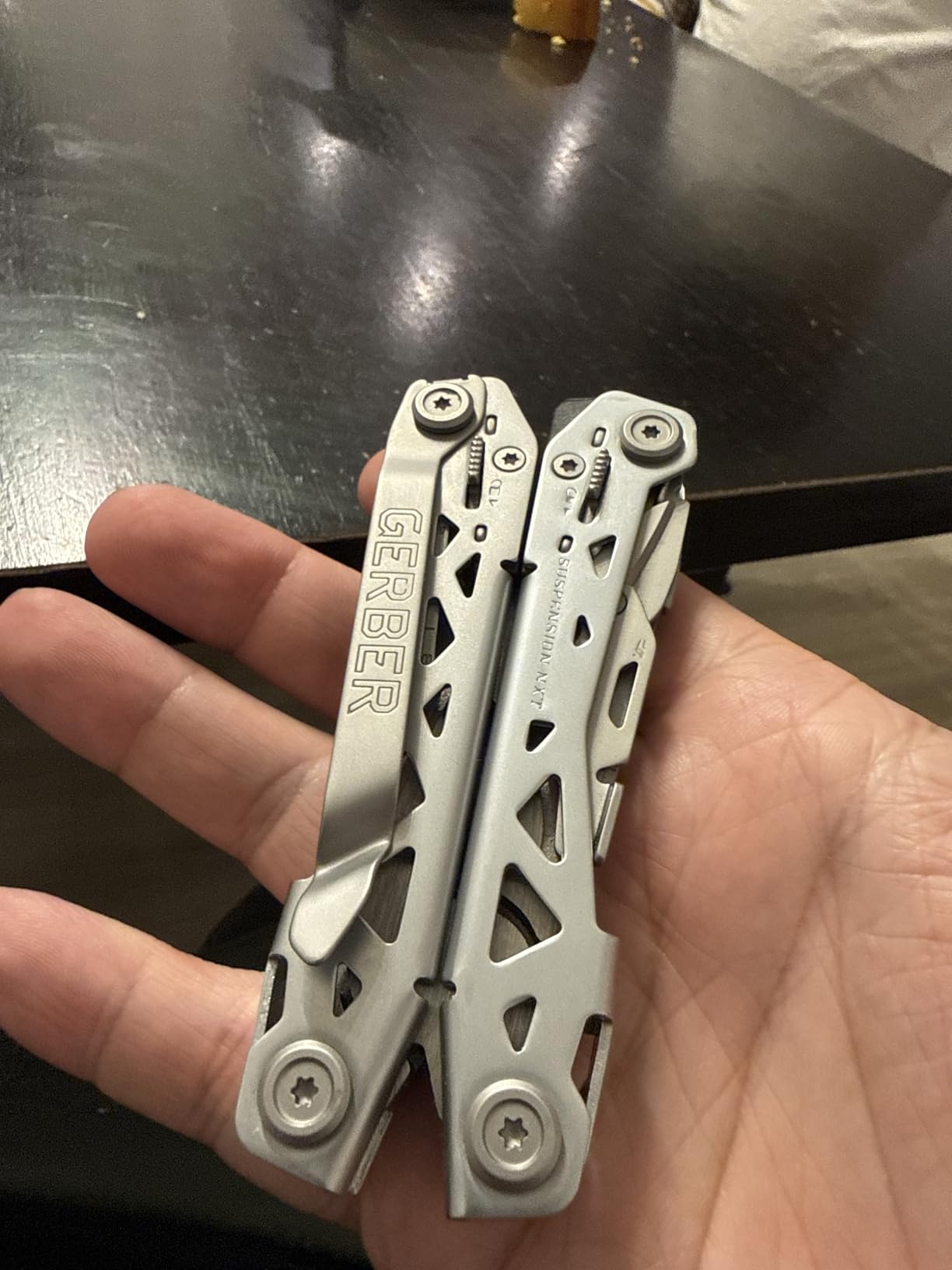 Gerber Gear Suspension-NXT EDC Multitool 15-in-1 Pocket Knife, Needle Nose Pliers and Wire Stripper for Camping and Survival, Black customer photo 2