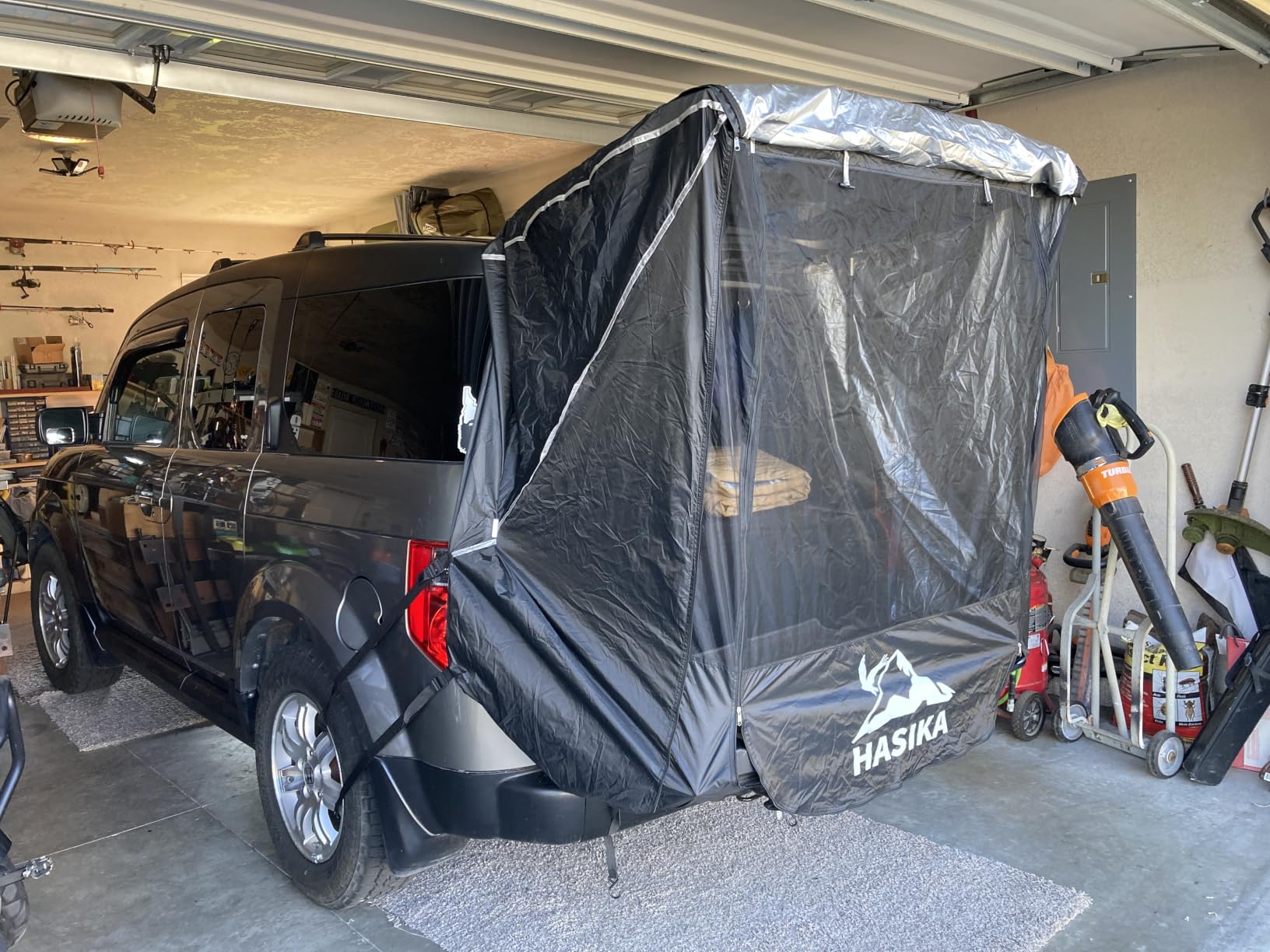 HASIKA SUV Tailgate Tent, 2-Person Car Camping Awning | 3000mm Waterproof & UPF 50+. Fits most SUV and Hatchback. 2-Min Setup Road Trip Essentials for Couples and Pets Black customer photo 1