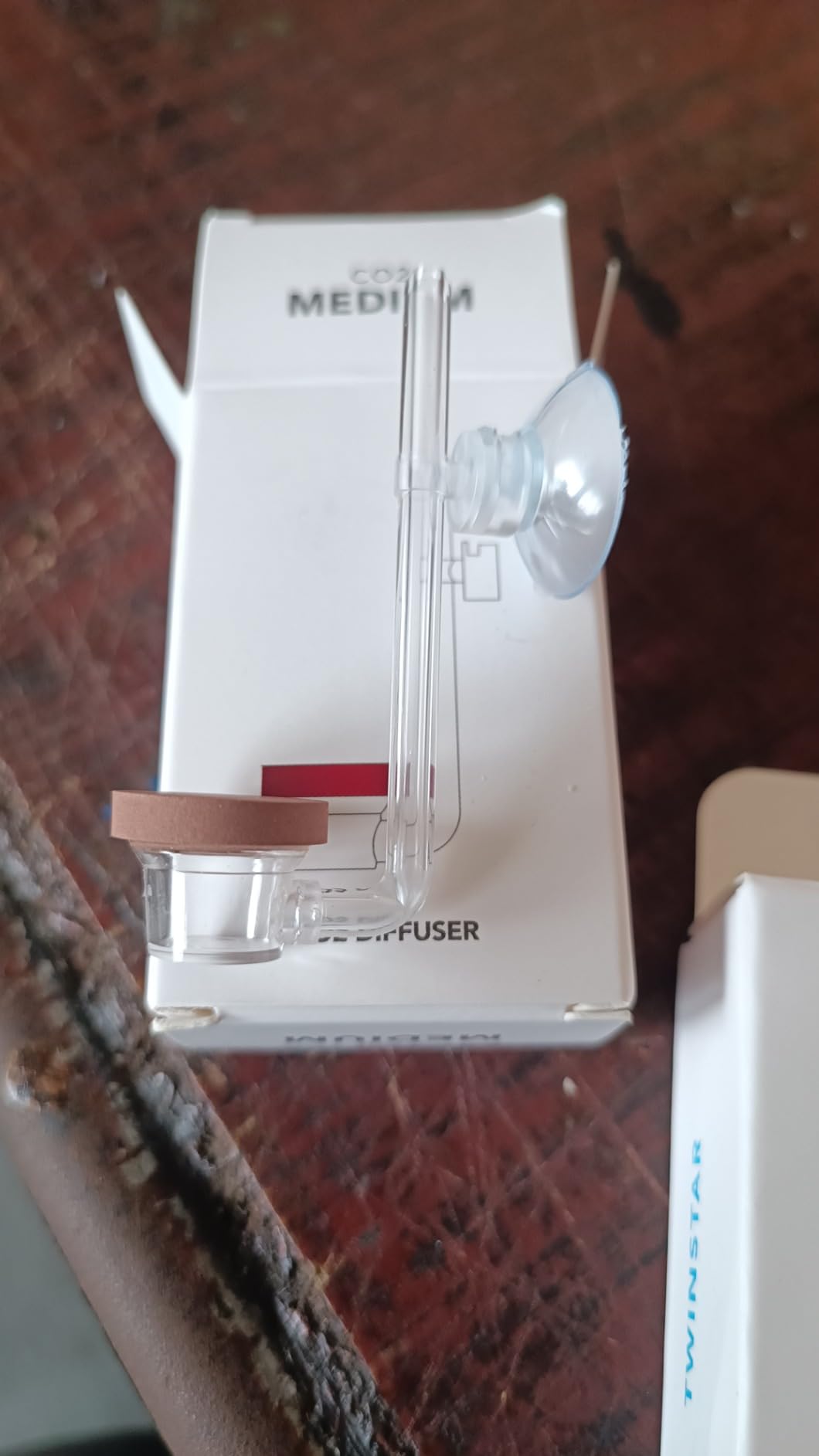 TWINSTAR CO2 Diffuser | Freshwater Aquariums up to 120 gallons | Ultra Clear Acrylic - Made in South Korea | Extremely Fine Pearls | More Porous Membrane (M-19mm) customer photo 2