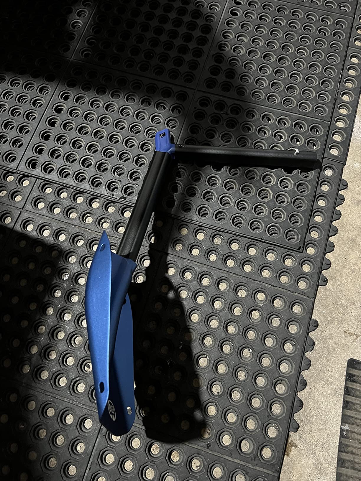 Backcountry Access BCA Dozer Shovel for Snow Avalanche Rescue - 1T - Blue customer photo 2