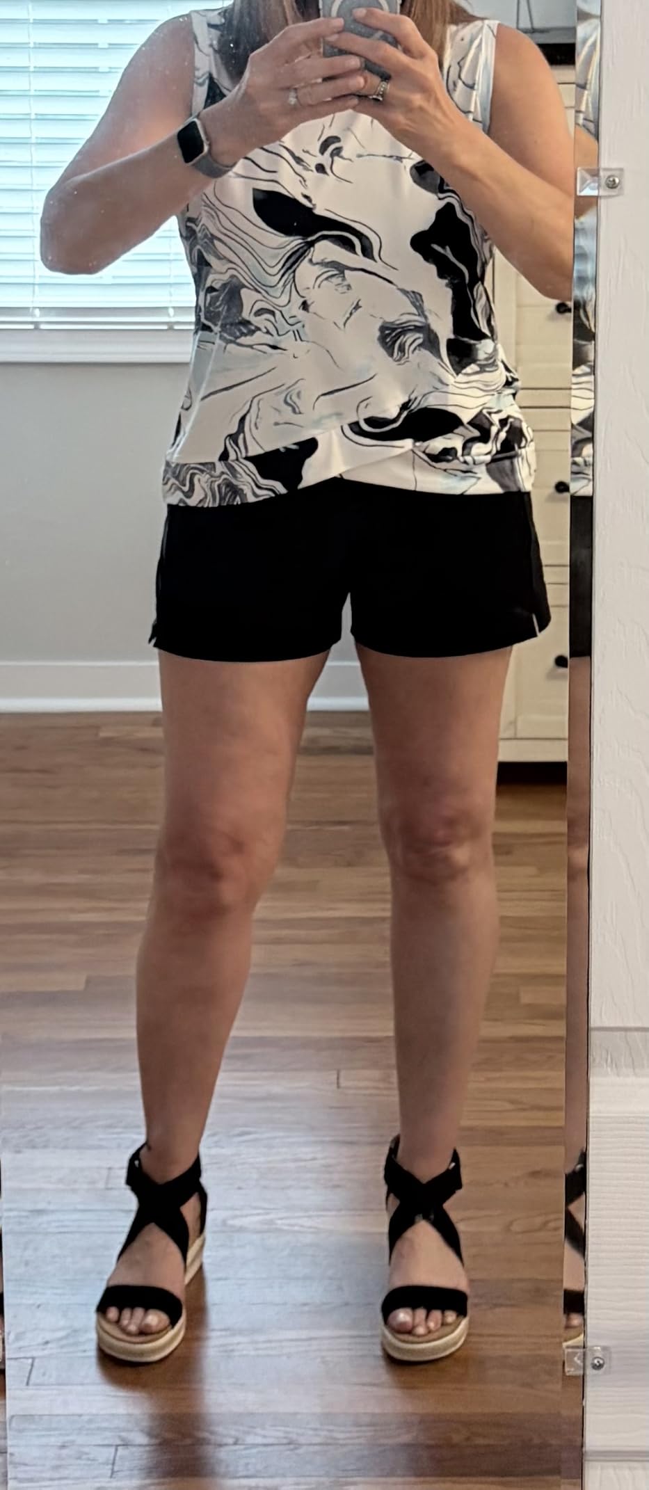 CRZ YOGA Mid Waisted Split Hiking Shorts 4