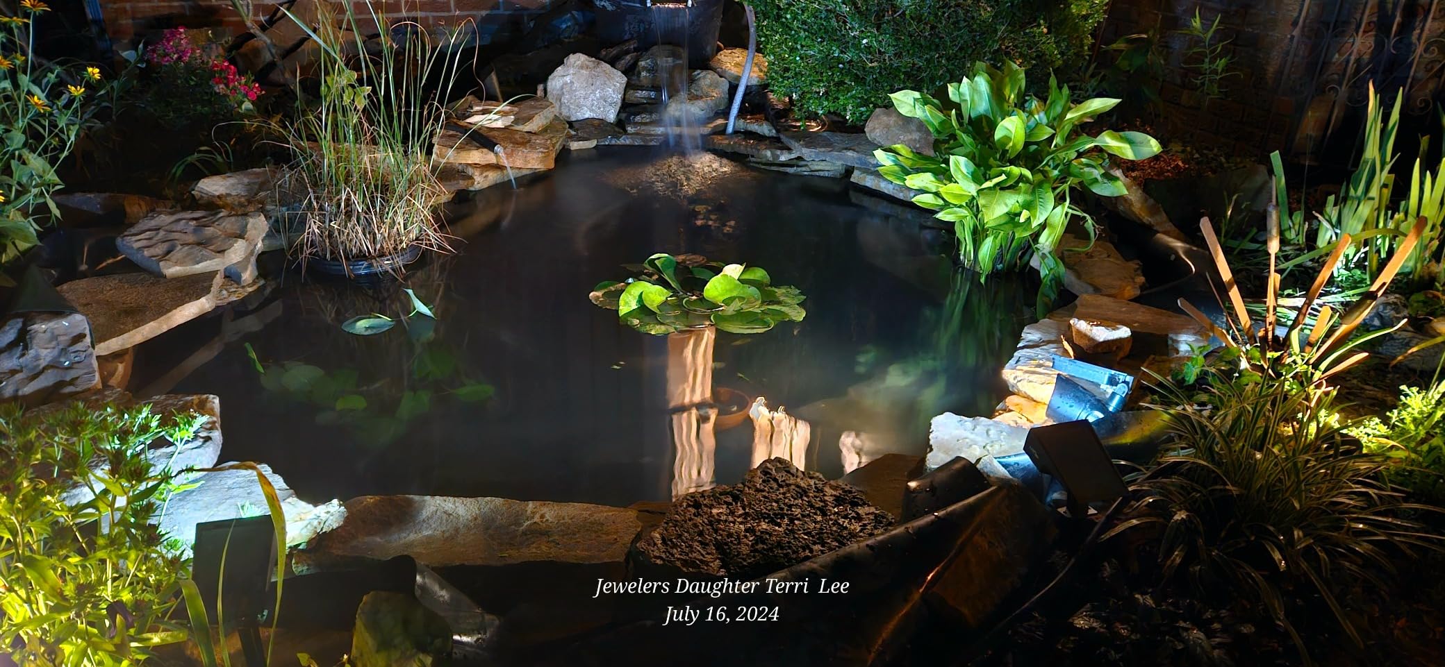 Aquascape PRO Grade 45 MIL EPDM Fish-Safe Pond and Fountain Liner, 10-ft x 10-ft, 100 sq ft, Black customer photo 2