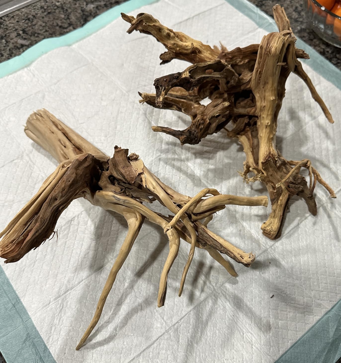 majoywoo Natural Small Driftwood for Aquarium Decor Fish Tank Decorations | Assorted Driftwood Branch 4.5-7.5