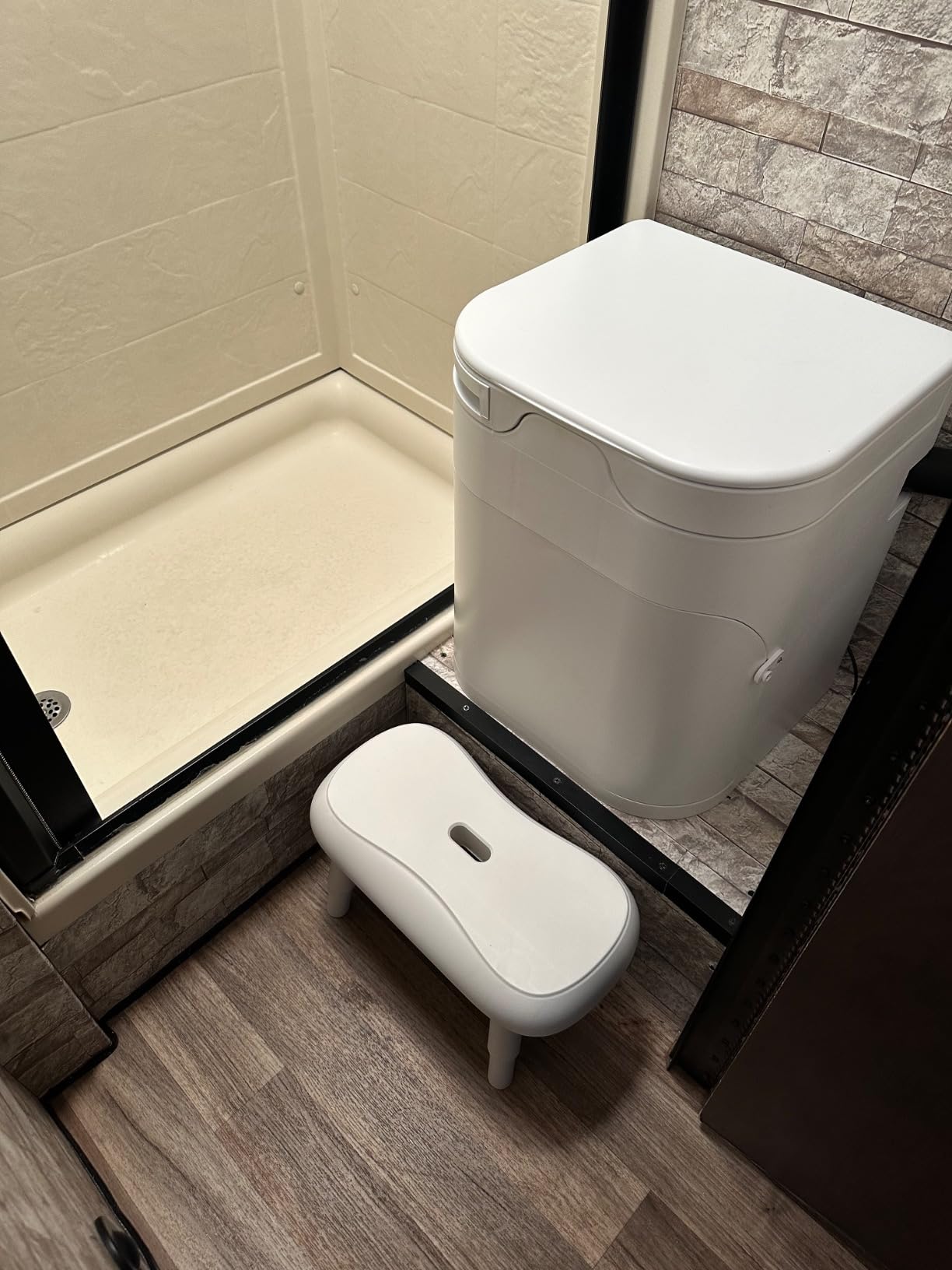 Origin Composting Toilet - 12V Electric Agitator, Urine Diverting RV Toilet for Van Life, Tiny Home & Boat customer photo 2