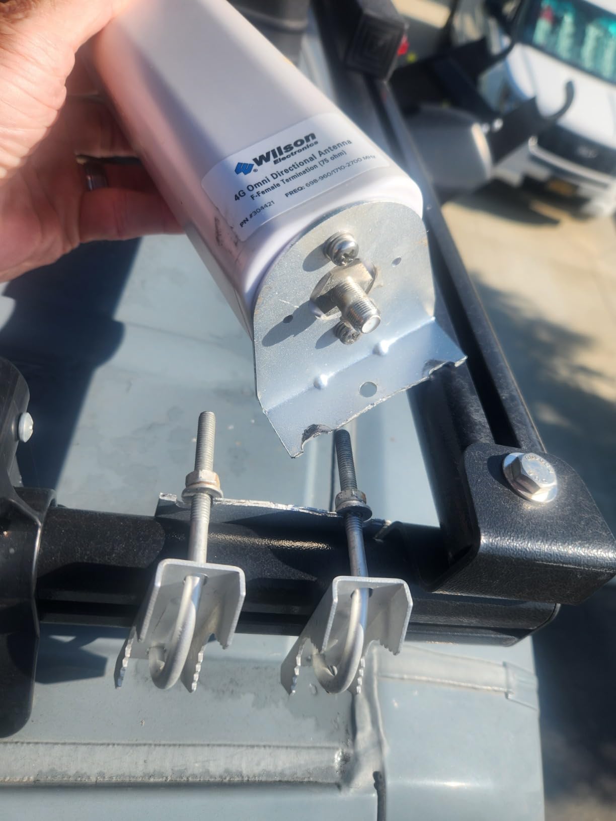 weBoost Drive X RV Base - Cell Phone Signal Booster kit | Boosts 4G LTE & 5G for All U.S. Carriers - Verizon, AT&T, T-Mobile & More | Made in The U.S. | FCC Approved (Model 476021) customer photo 1