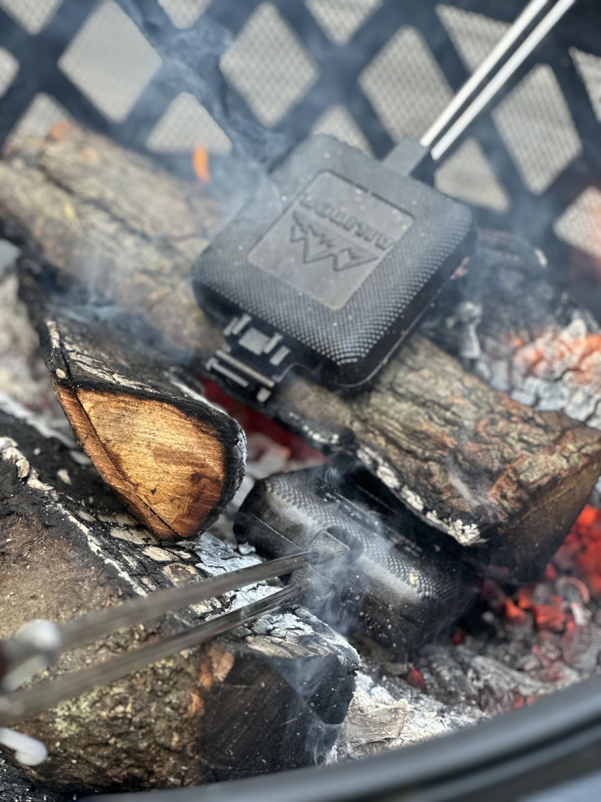 AILITOR Cast Iron Camp Pie Cooker, Campfire Sandwich Maker (Pack of 2) customer photo 2