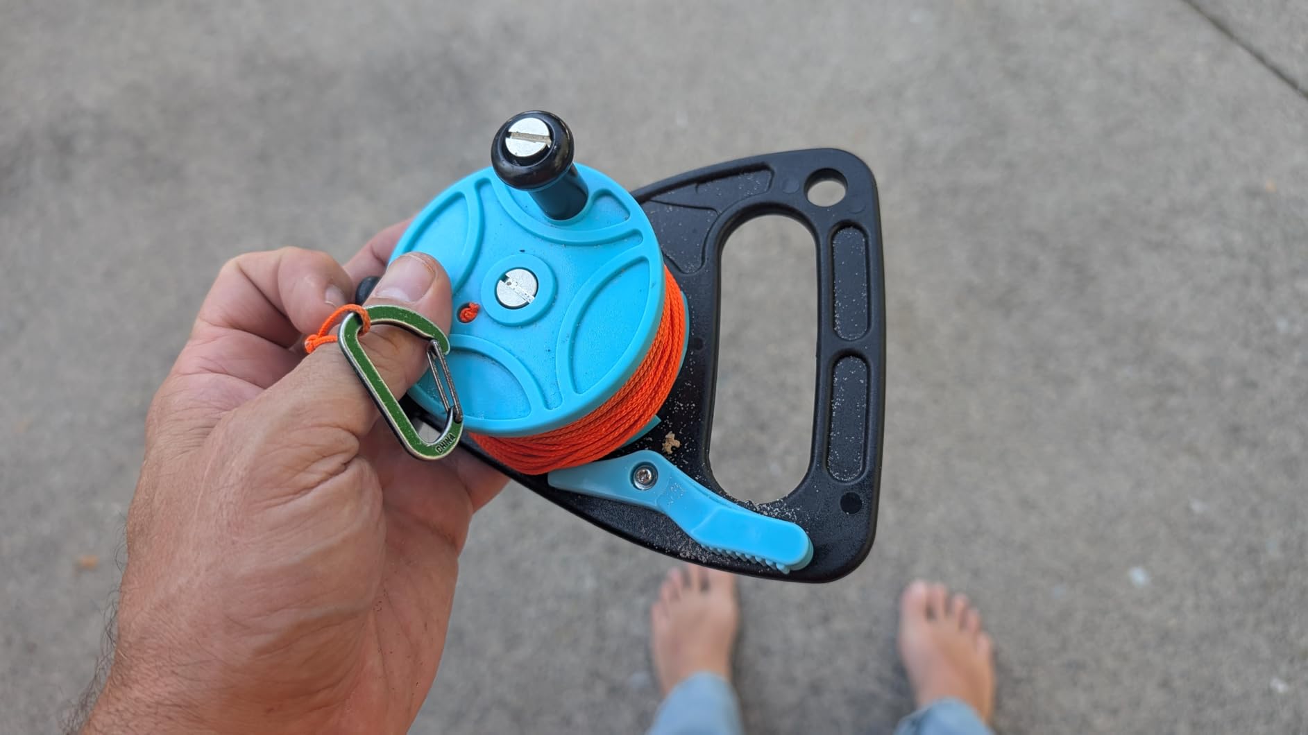 Scuba Dive Reel with Thumb Stopper and 150ft Line Blue+Yellow Line | High-Visibility Retractable Line Finger Spool with Stop Switch for Cave Wreck Diving Kayaking Anchor and Spearfishing customer photo 1